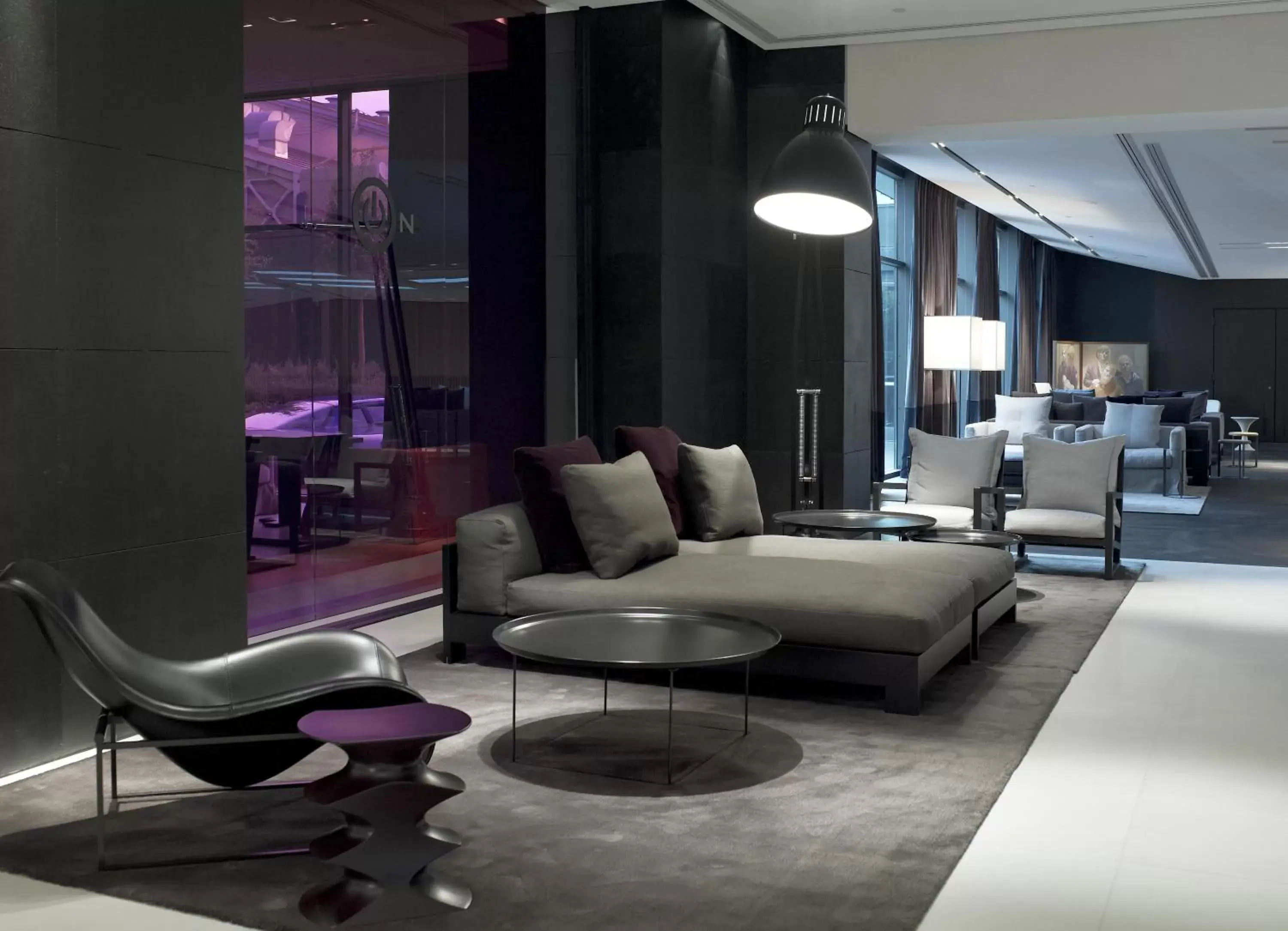 Lounge or bar, Seating Area in The Met Hotel Thessaloniki, a Member of Design Hotels