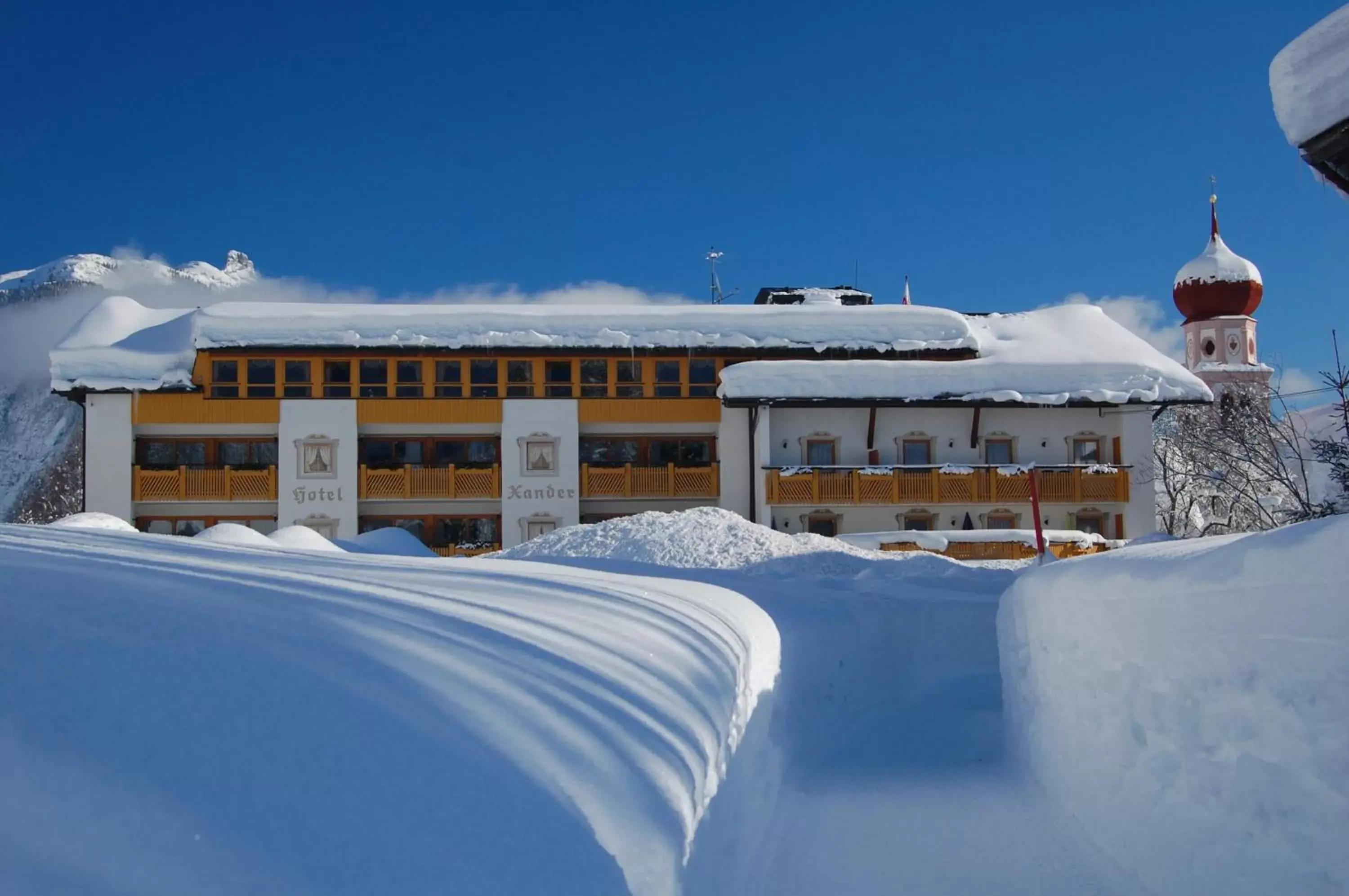 Facade/entrance, Winter in Sporthotel Xander