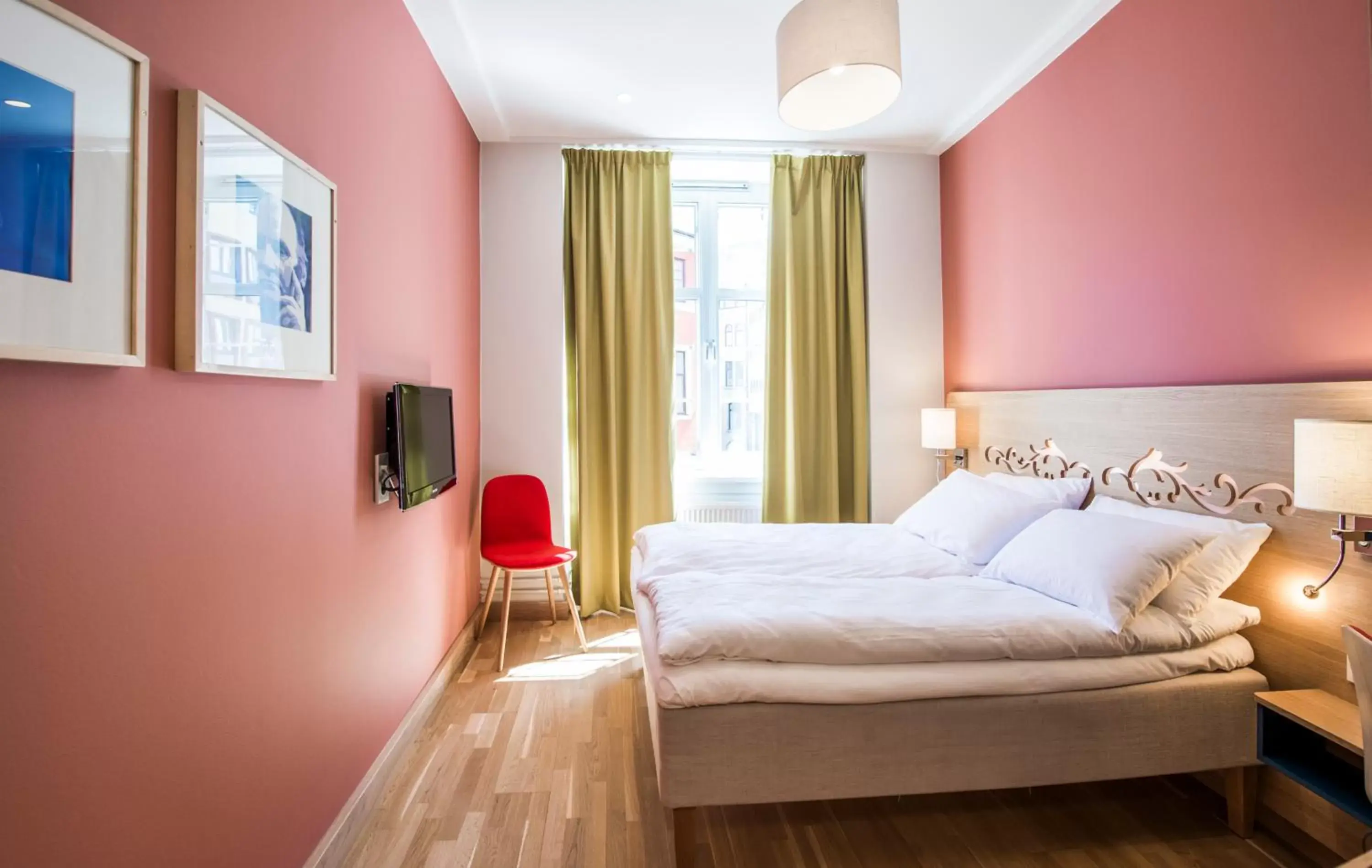 Bedroom, Room Photo in Hotell Bondeheimen