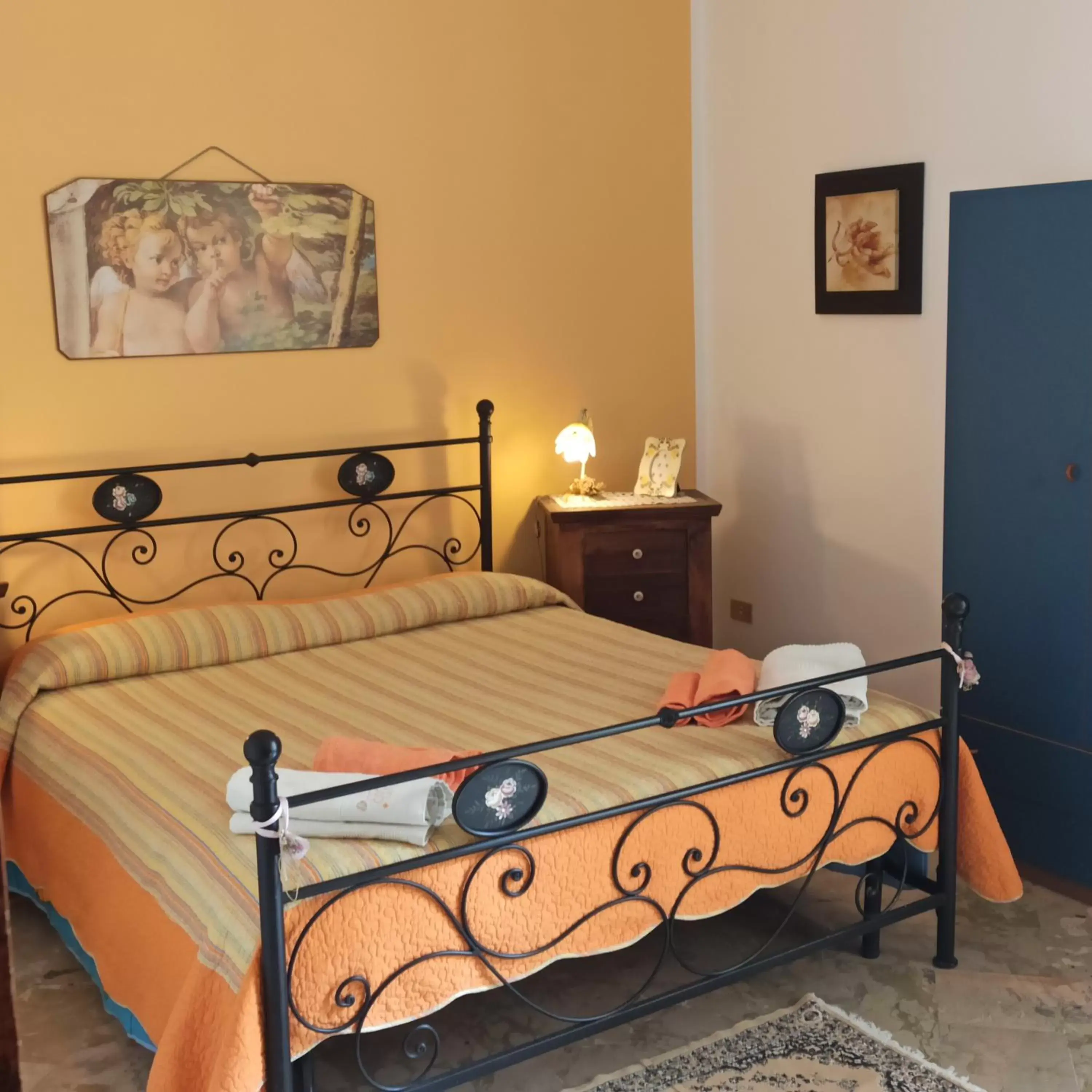 Bed in B&B "Le Quattro Stagioni"