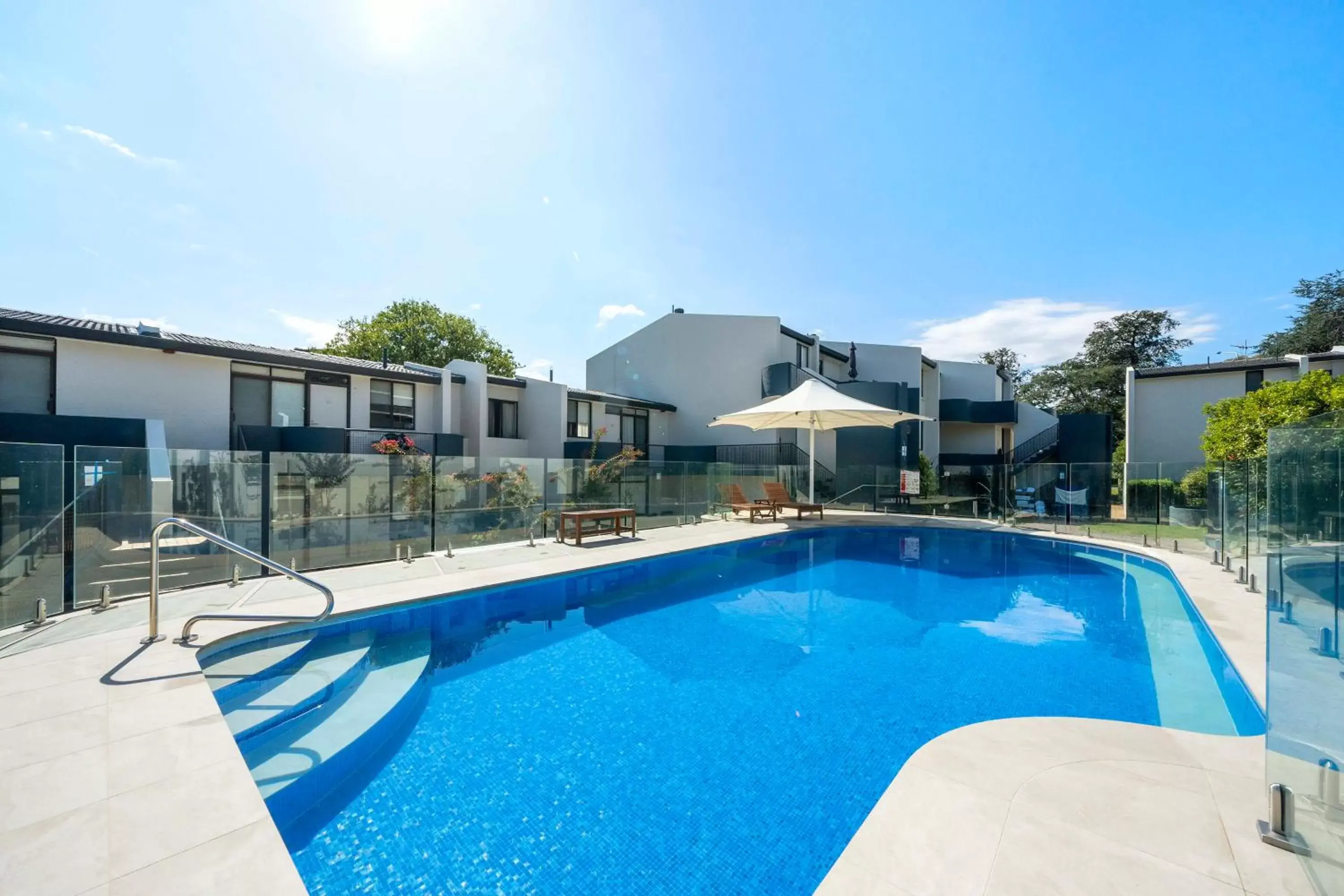 Pool view, Swimming Pool in Manuka Park Serviced Apartments