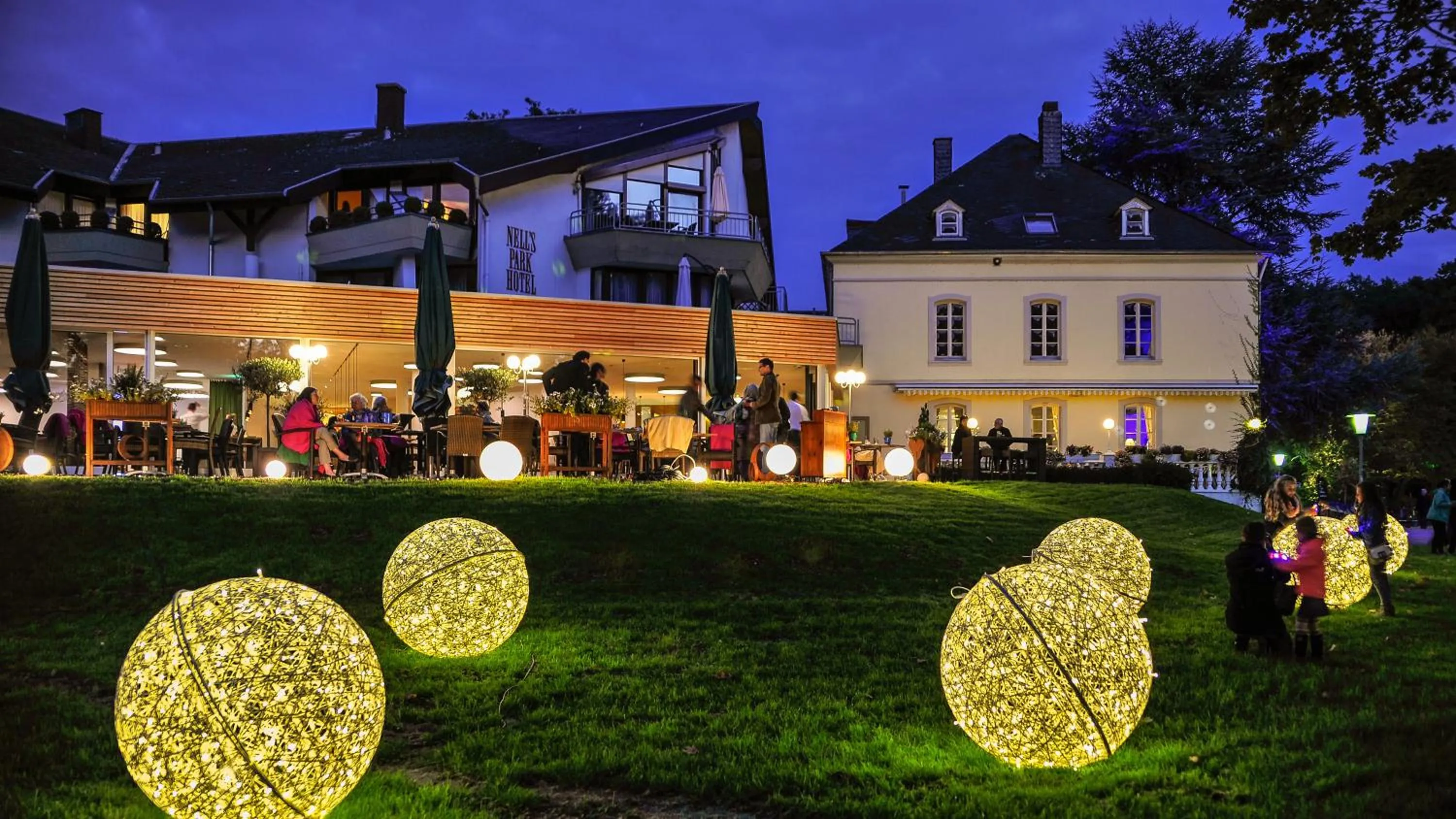 Property building in Nells Park Hotel