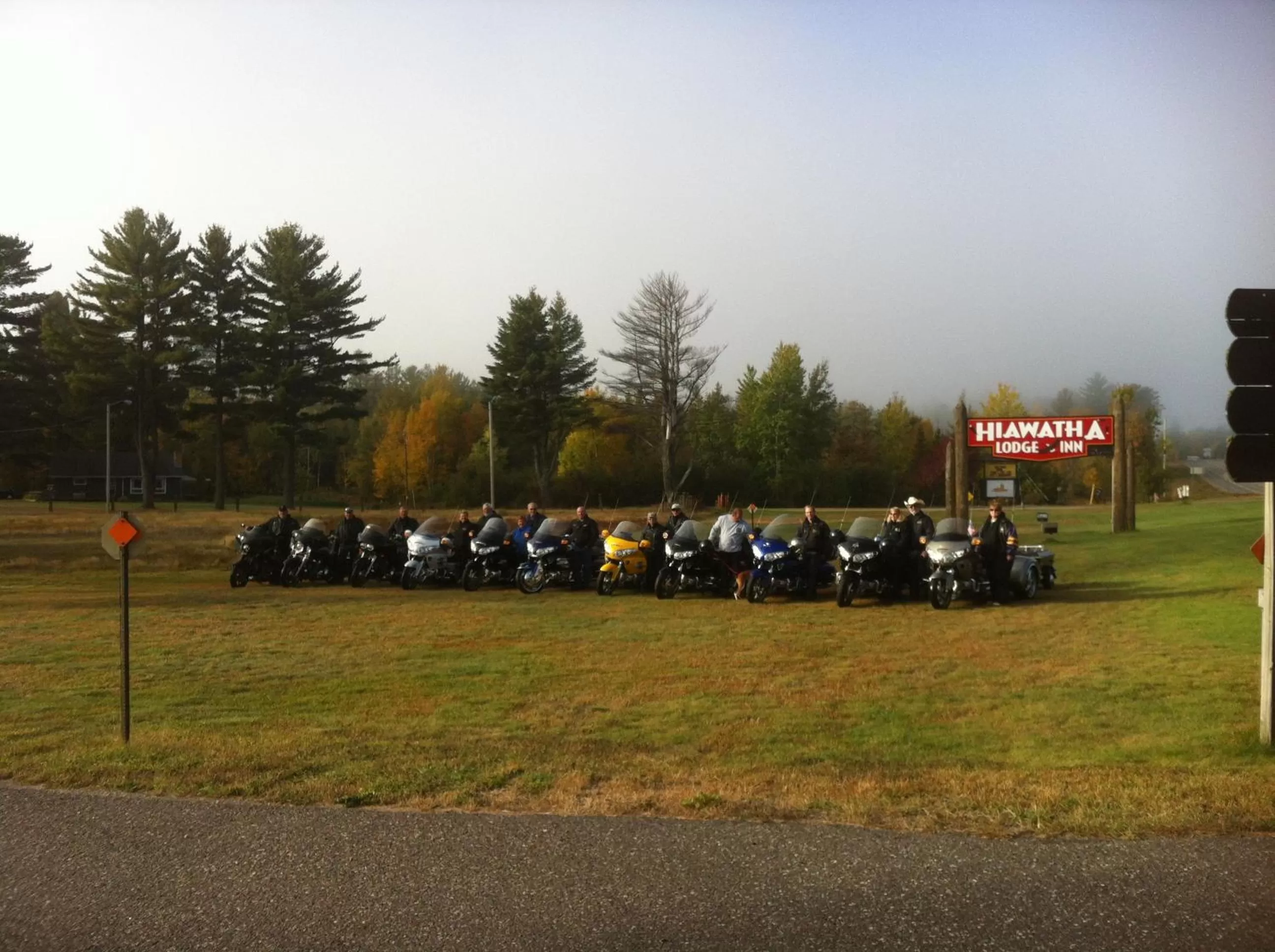 Garden in Hiawatha Lodge Inn