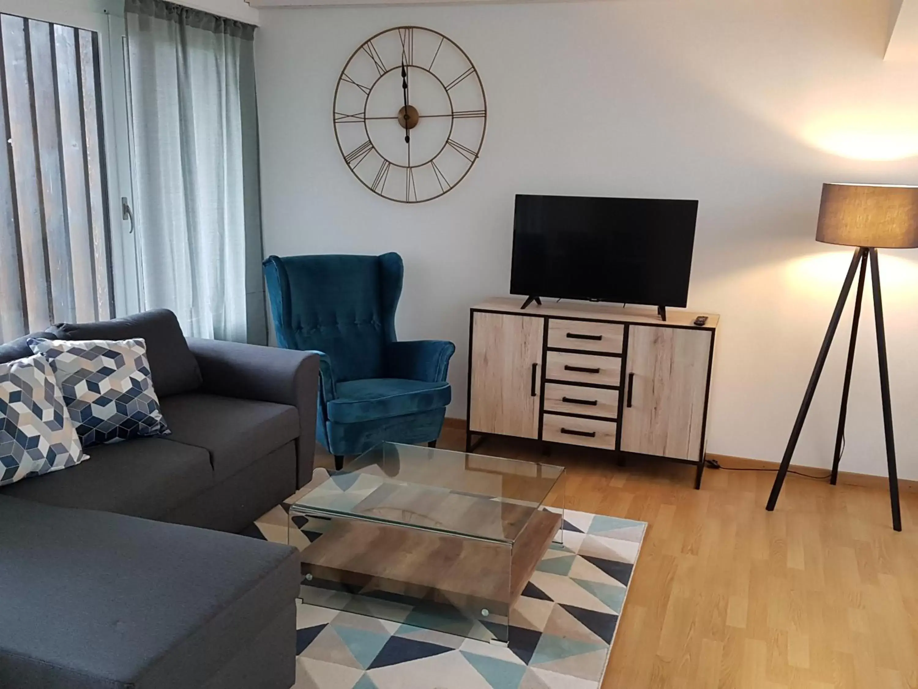 Living room, Seating Area in Hotel Bären Sigriswil