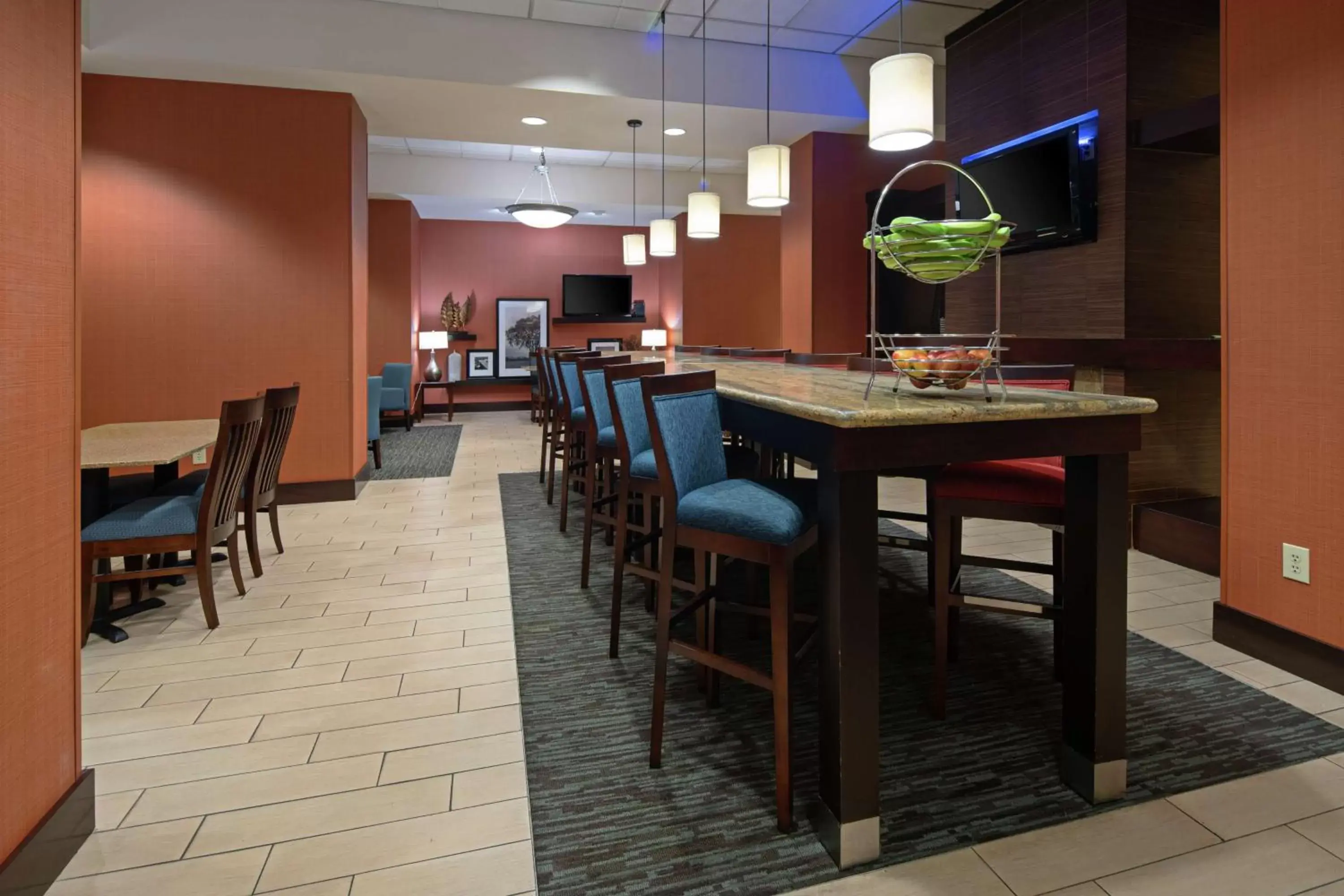 Lobby or reception, Restaurant/Places to Eat in Hampton Inn & Suites Bremerton