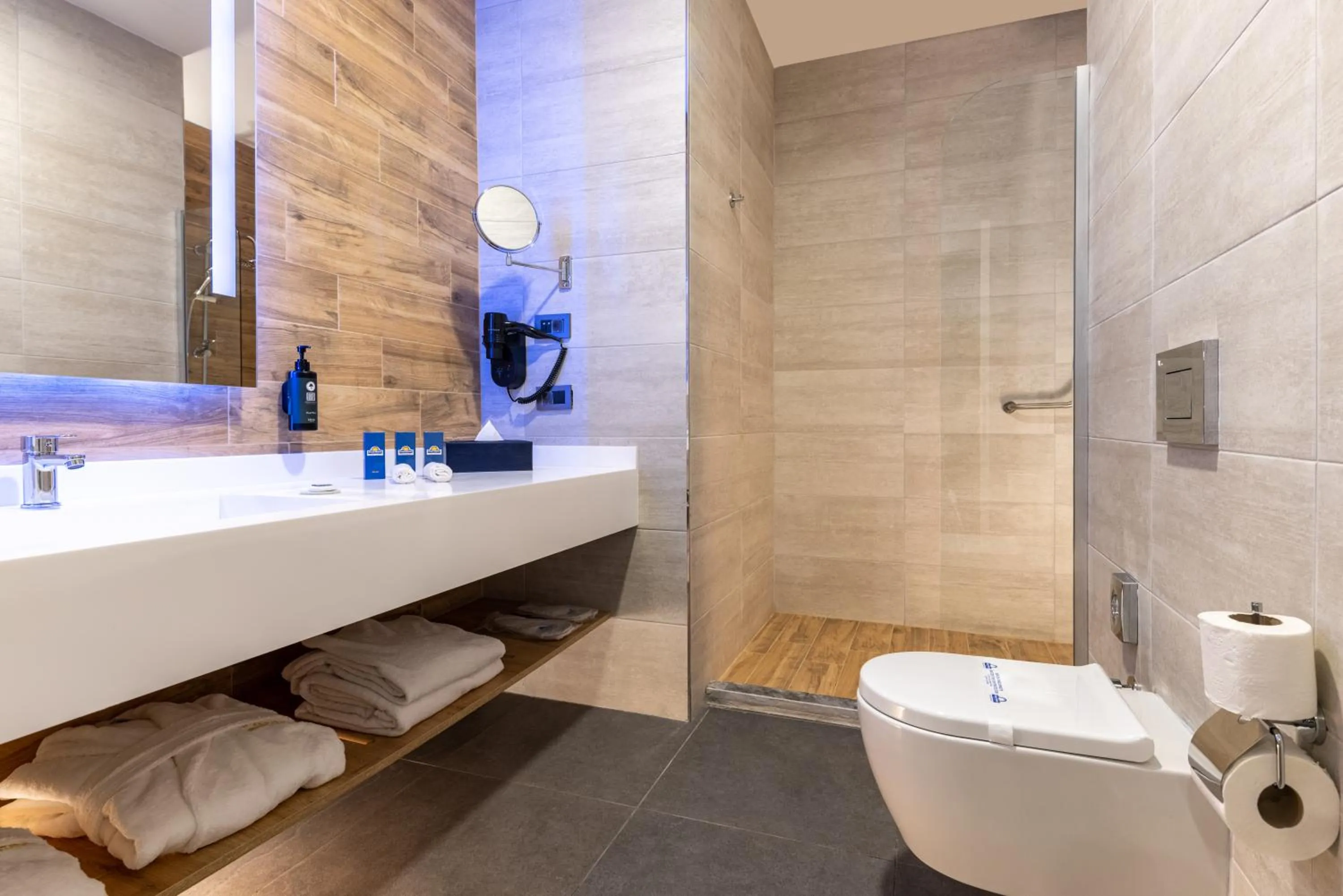 Twin Room - Non-Smoking in Days Hotel by Wyndham Istanbul Esenyurt