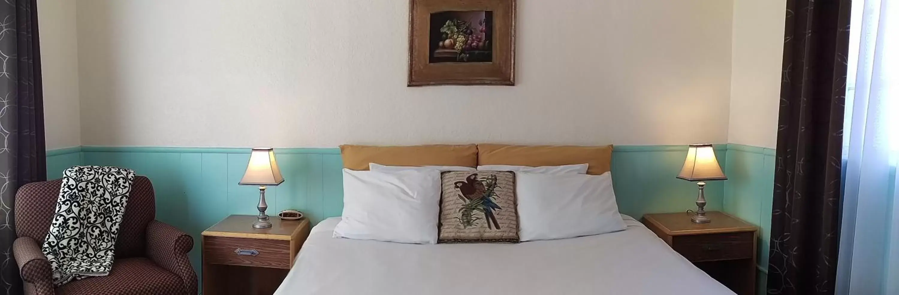 Bed in Rocket Inn