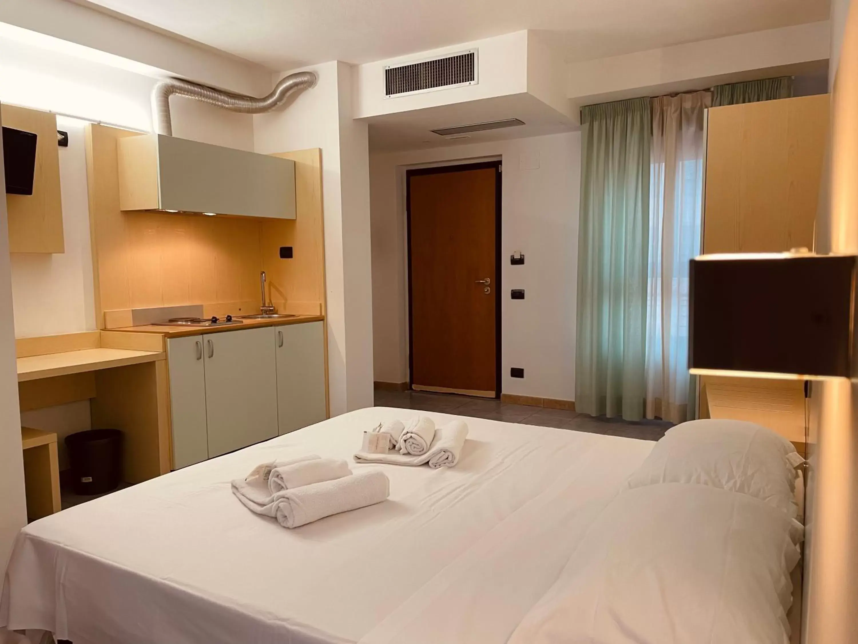Bedroom, Bed in Hotel Grecale - Venturina Terme