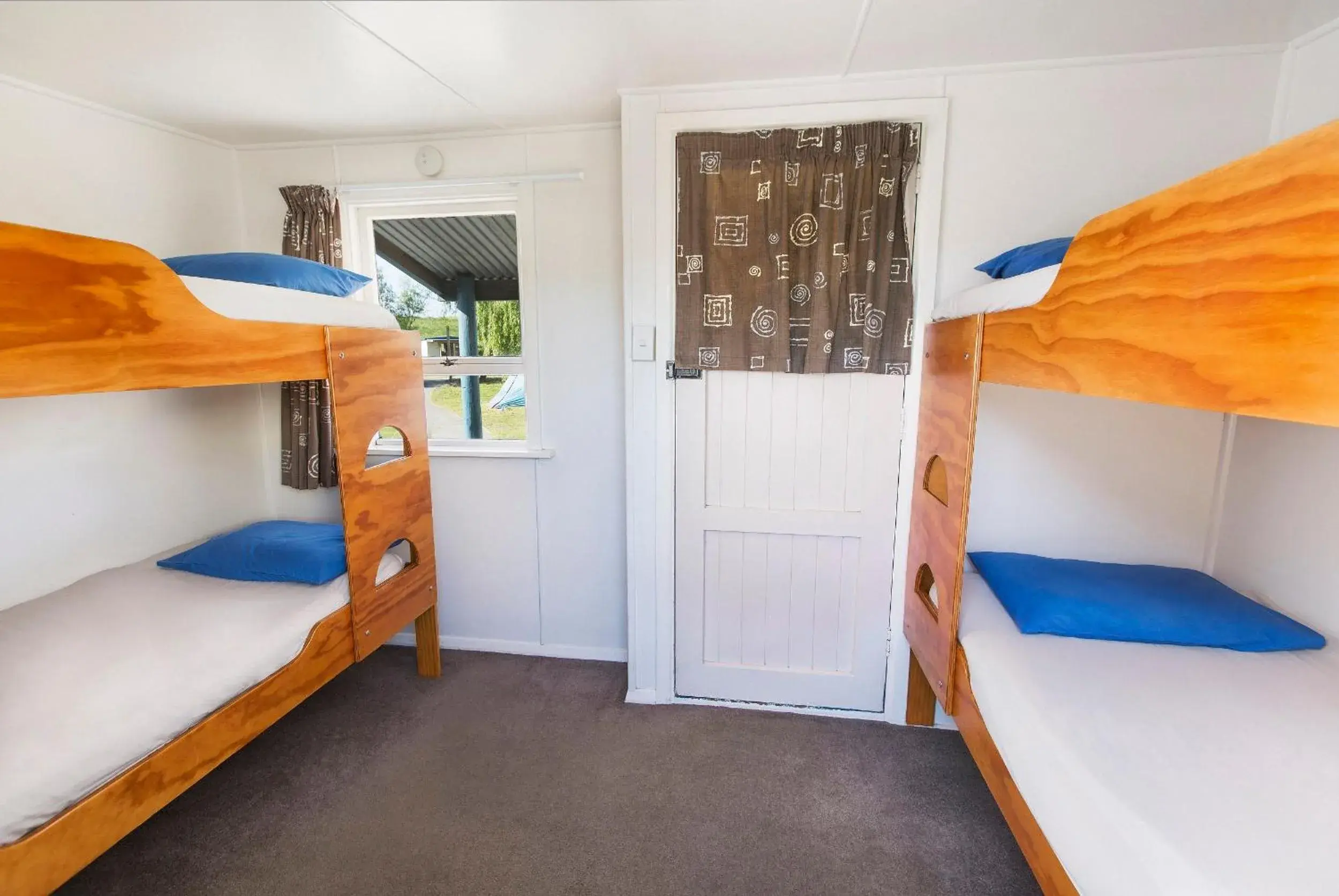 Quadruple Room with Shared Bathroom in North South Holiday Park