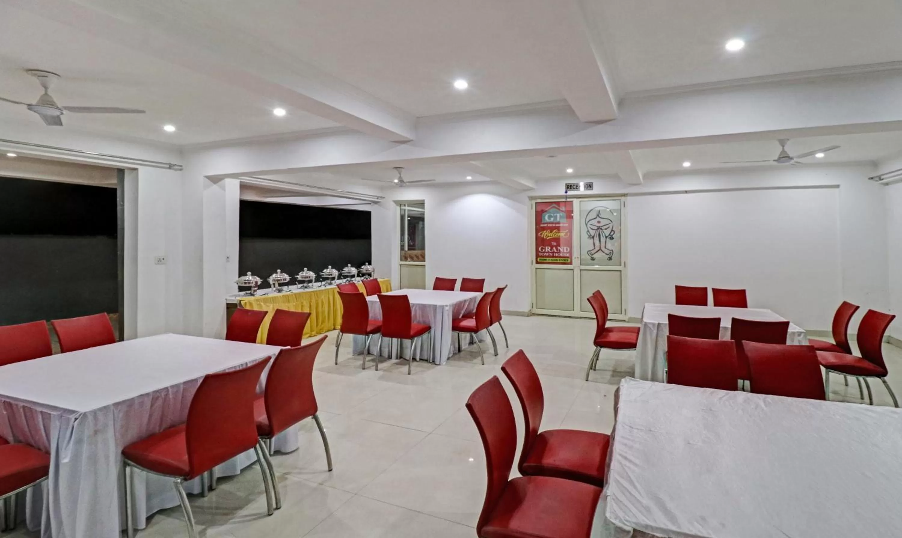 Restaurant/places to eat in Treebo Grand Town House