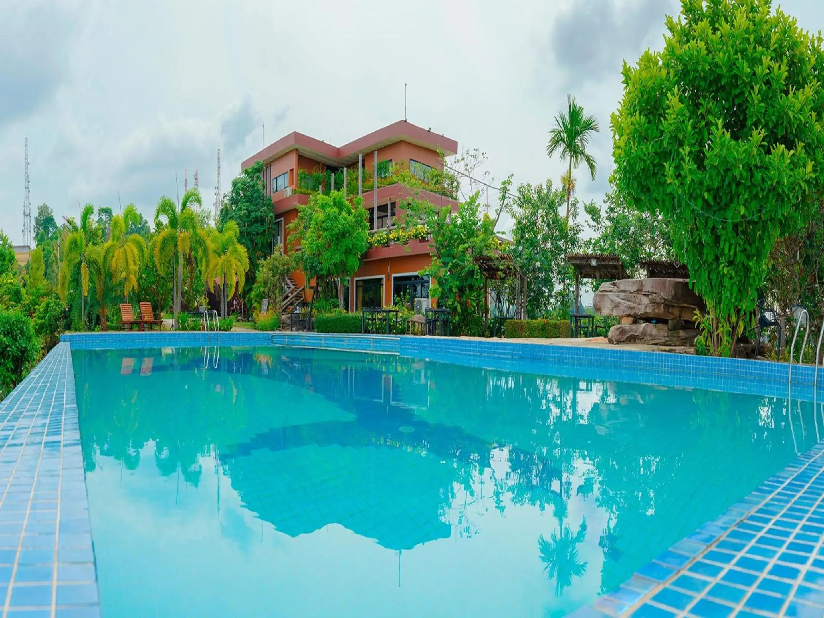 Pool view, Swimming Pool in 360 Resort