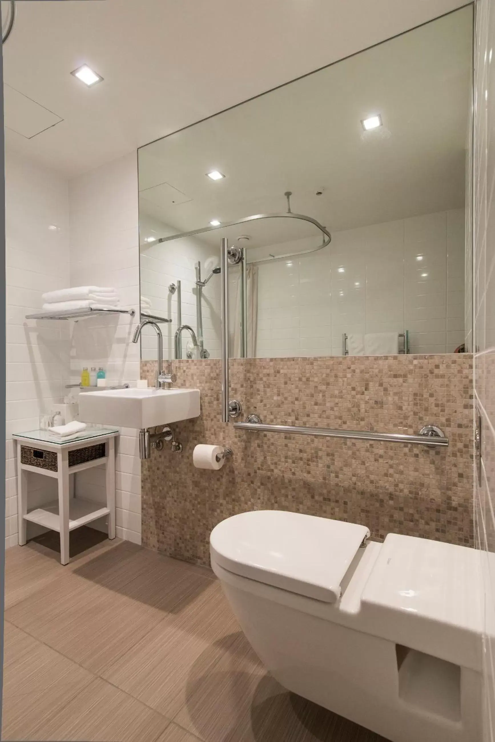 Bathroom in The George Bathroom in The George