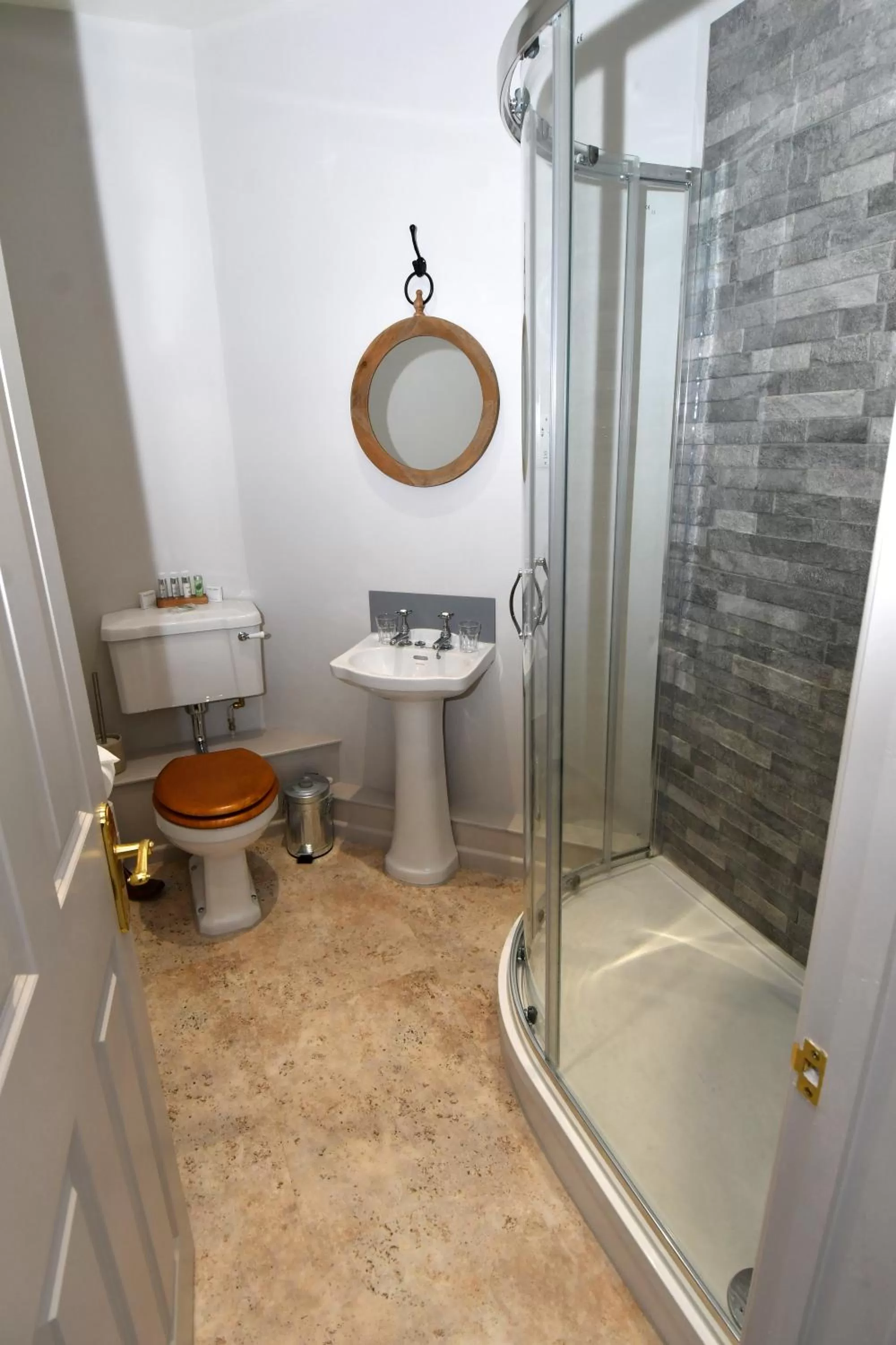 Bathroom in The Swan Hotel, Alresford