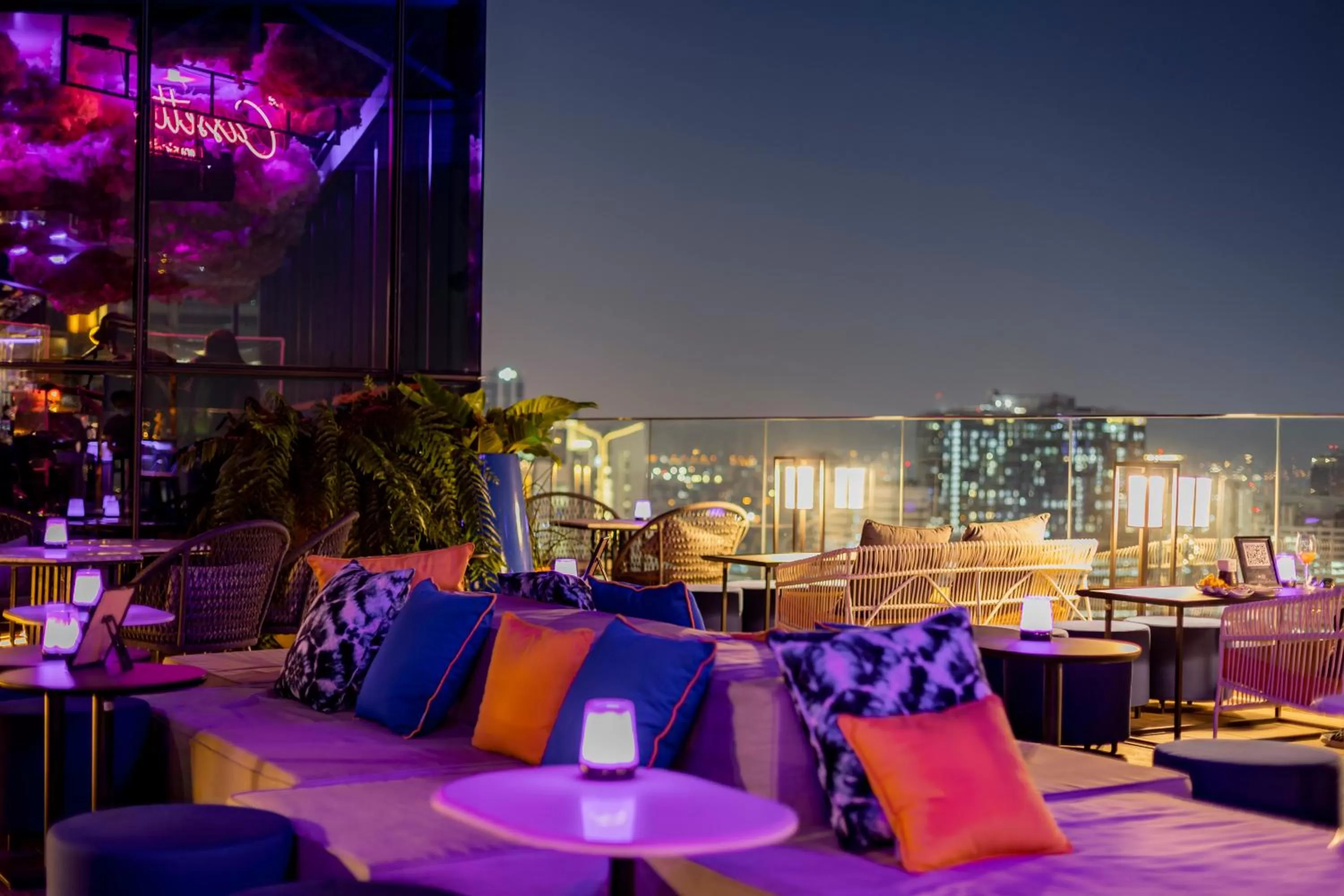 Restaurant/places to eat in SO/ Bangkok