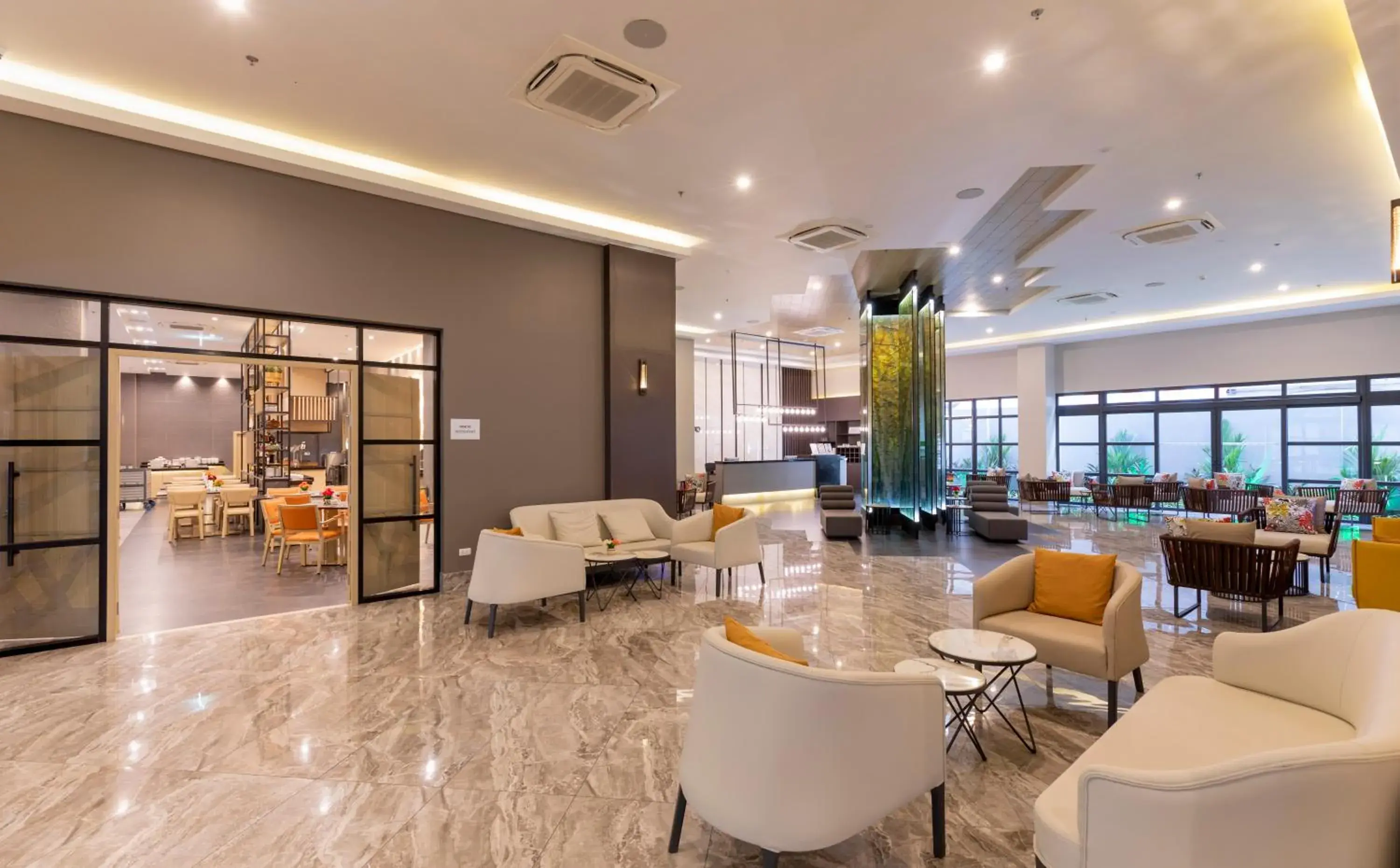 Lobby or reception, Restaurant/Places to Eat in Woovo Phuket Patong - SHA Extra Plus