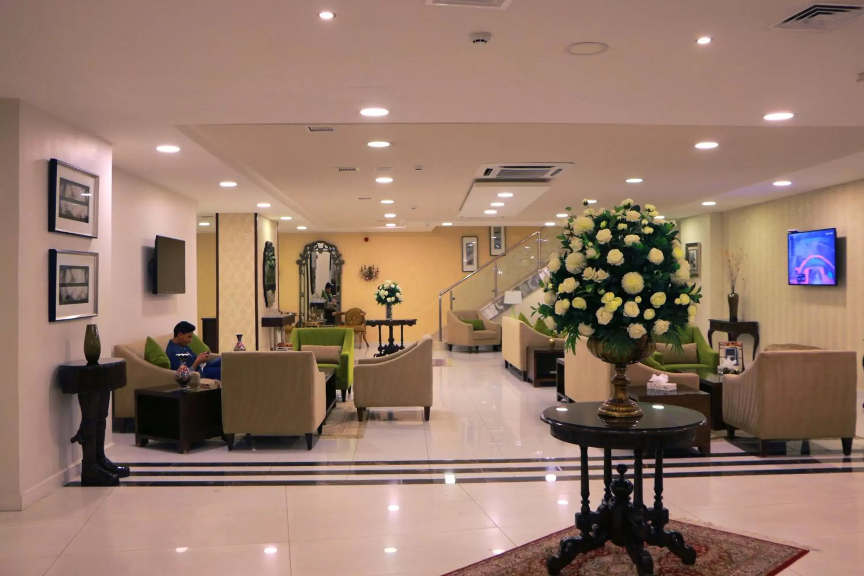 Lobby/Reception in City Rose Hotel Suites