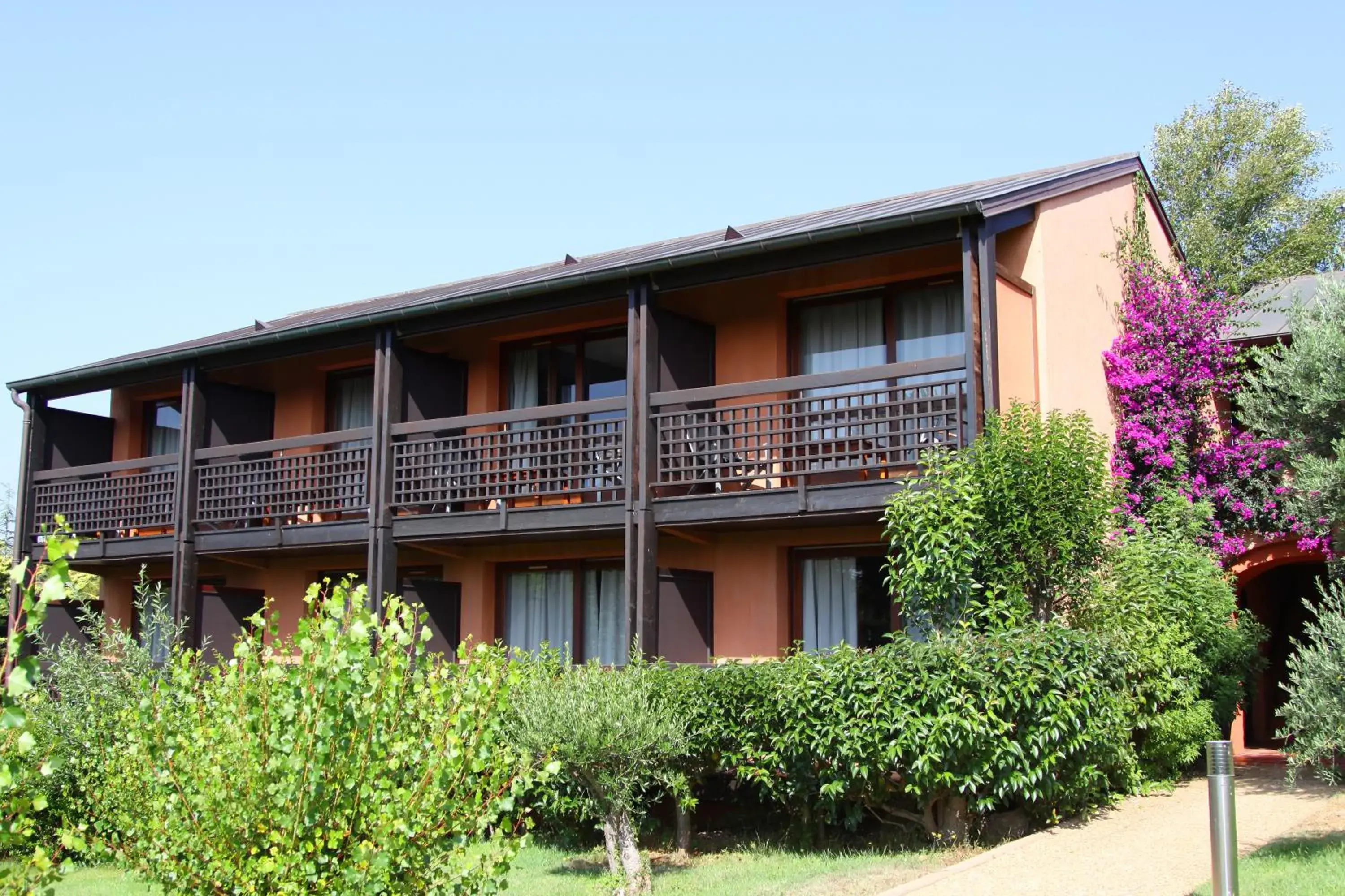 Facade/entrance, Property Building in Hôtel Castell'Verde