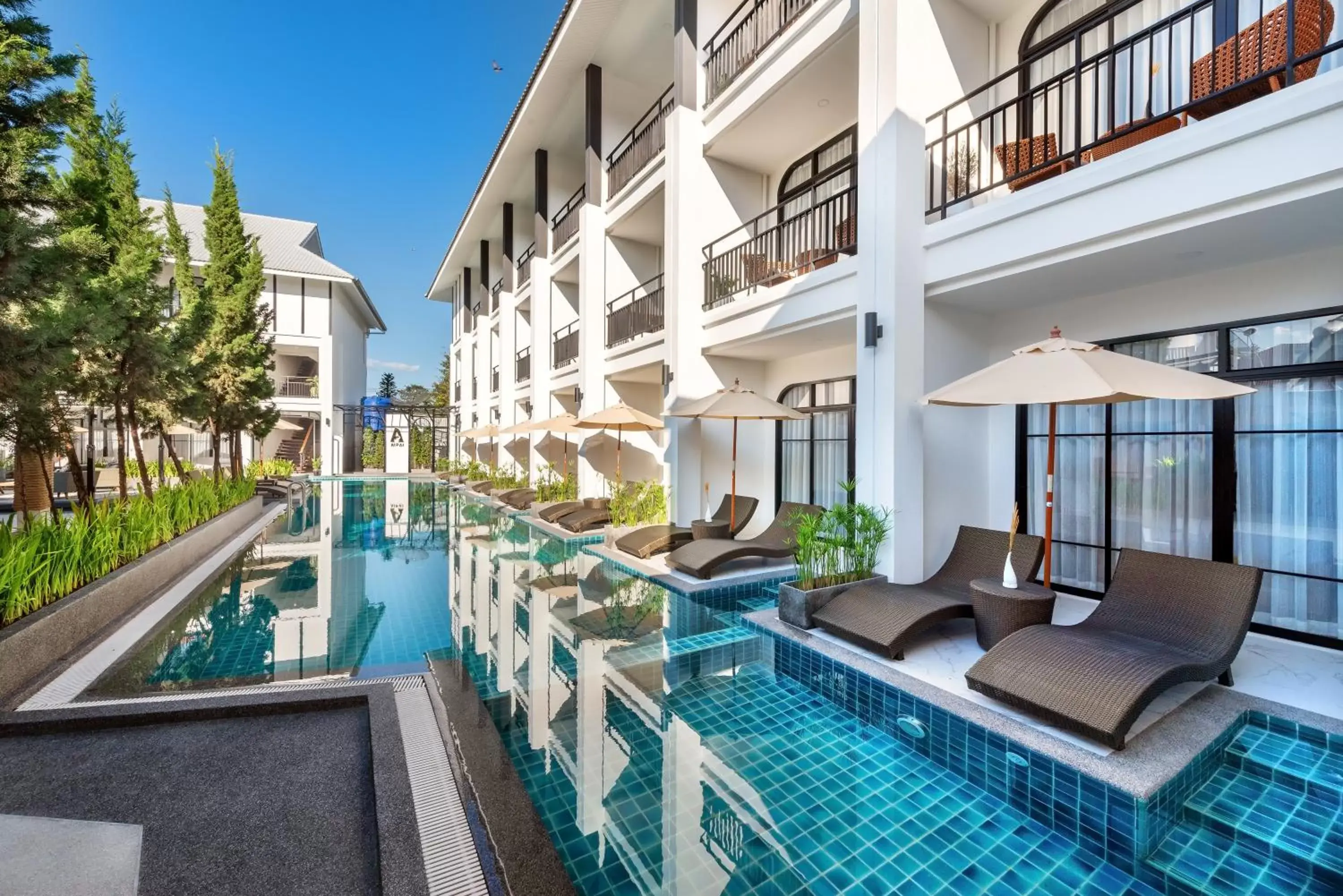 Property building, Swimming Pool in Ai Pai Hotel