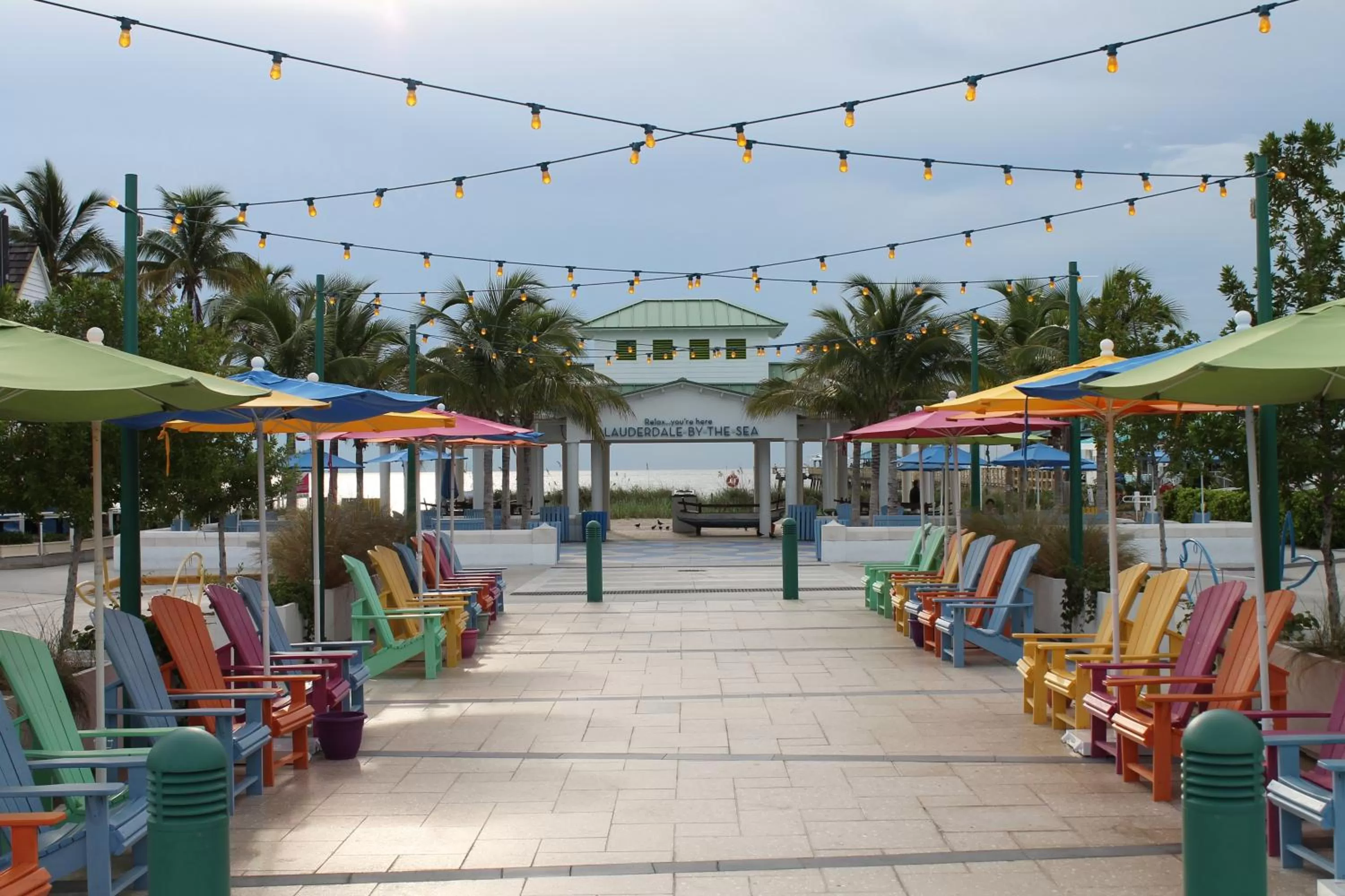 Entertainment in 4145 By The Sea Inn & Suites