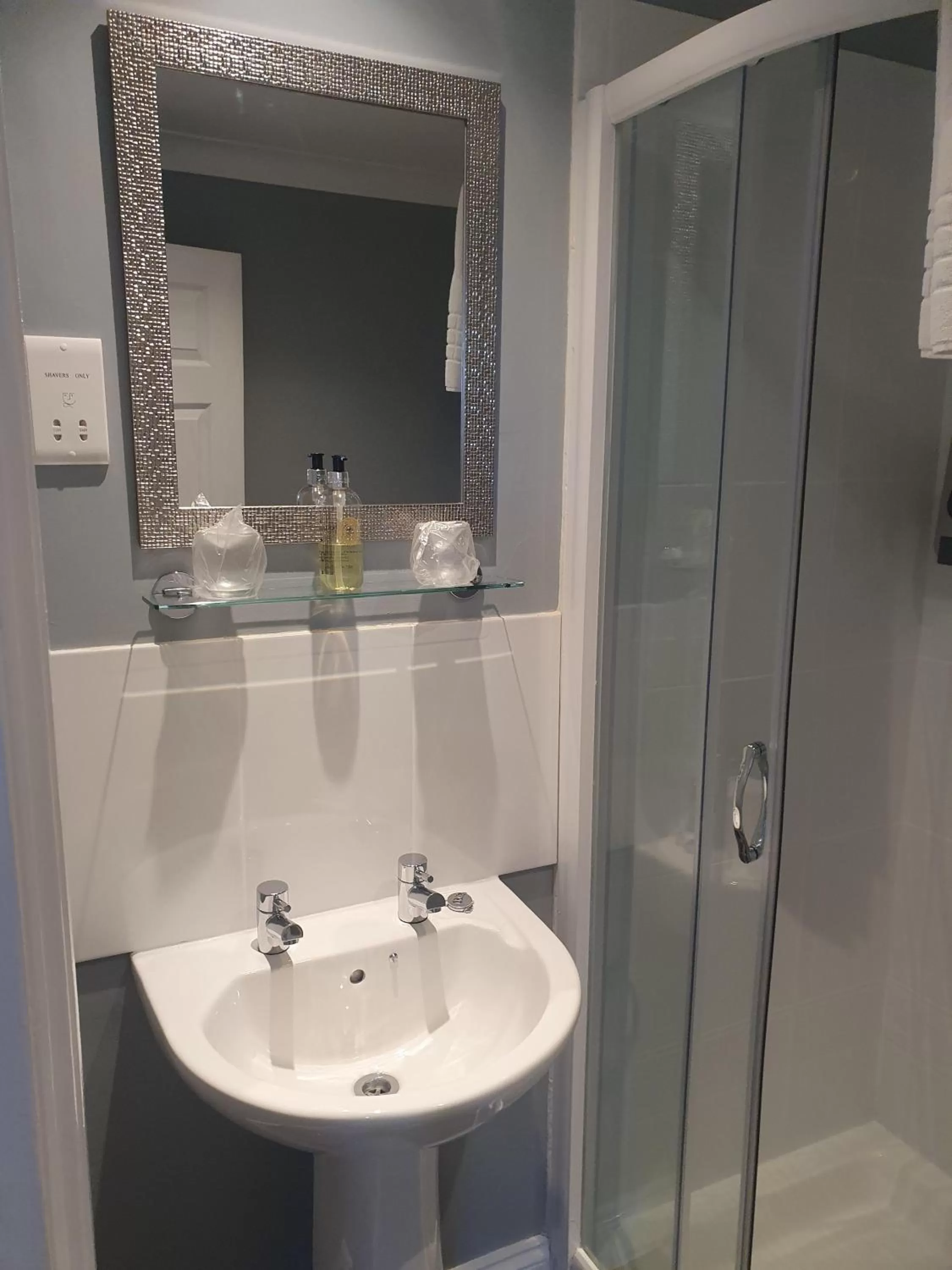 Bathroom in The Nags Head