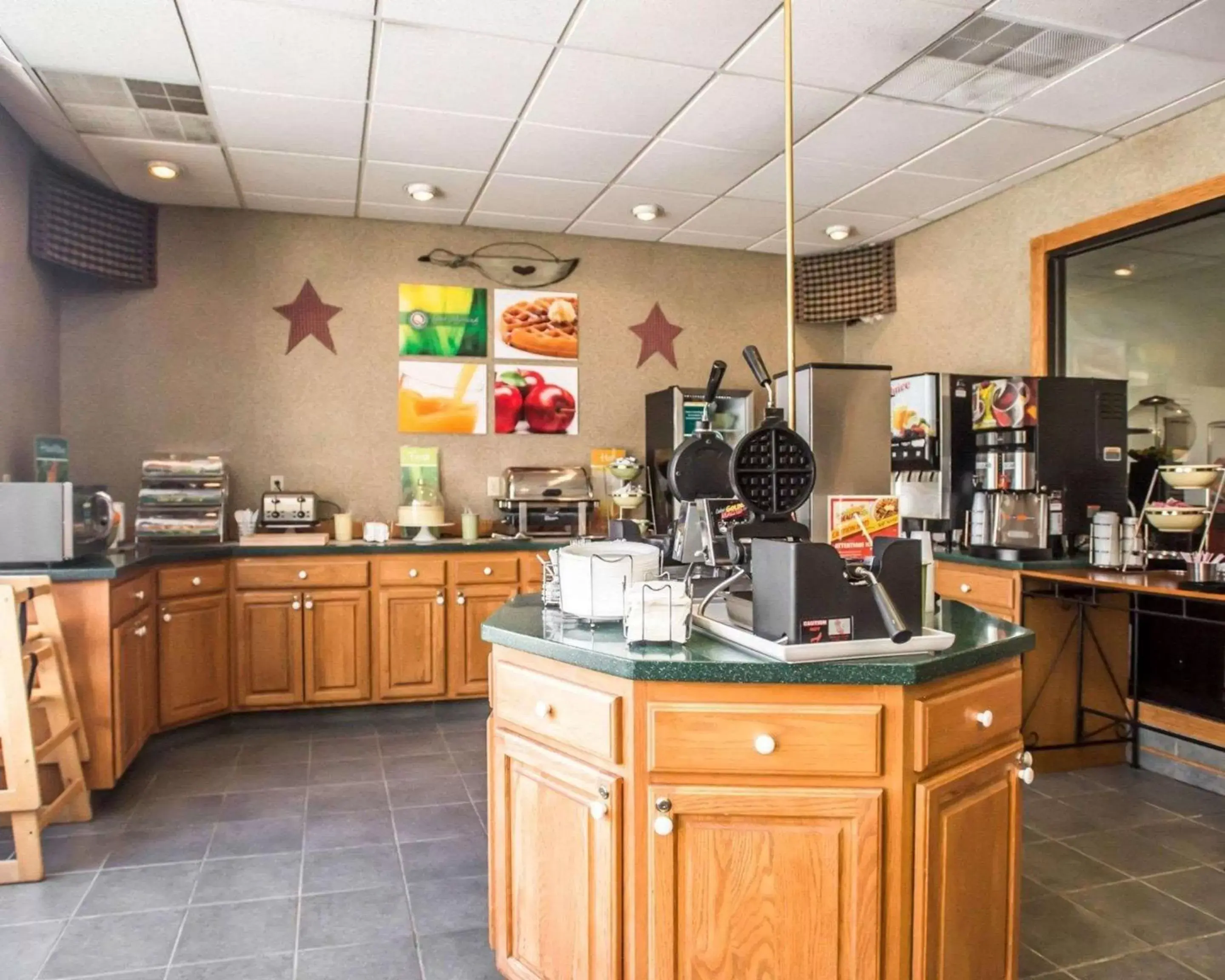 Restaurant/places to eat in Quality Inn New Columbia-Lewisburg Restaurant/places to eat in Quality Inn New Columbia-Lewisburg