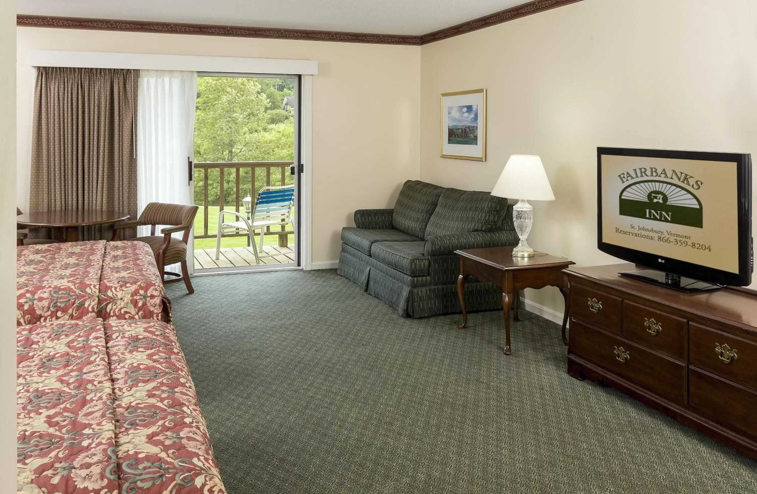 Photo of the whole room in Fairbanks Inn