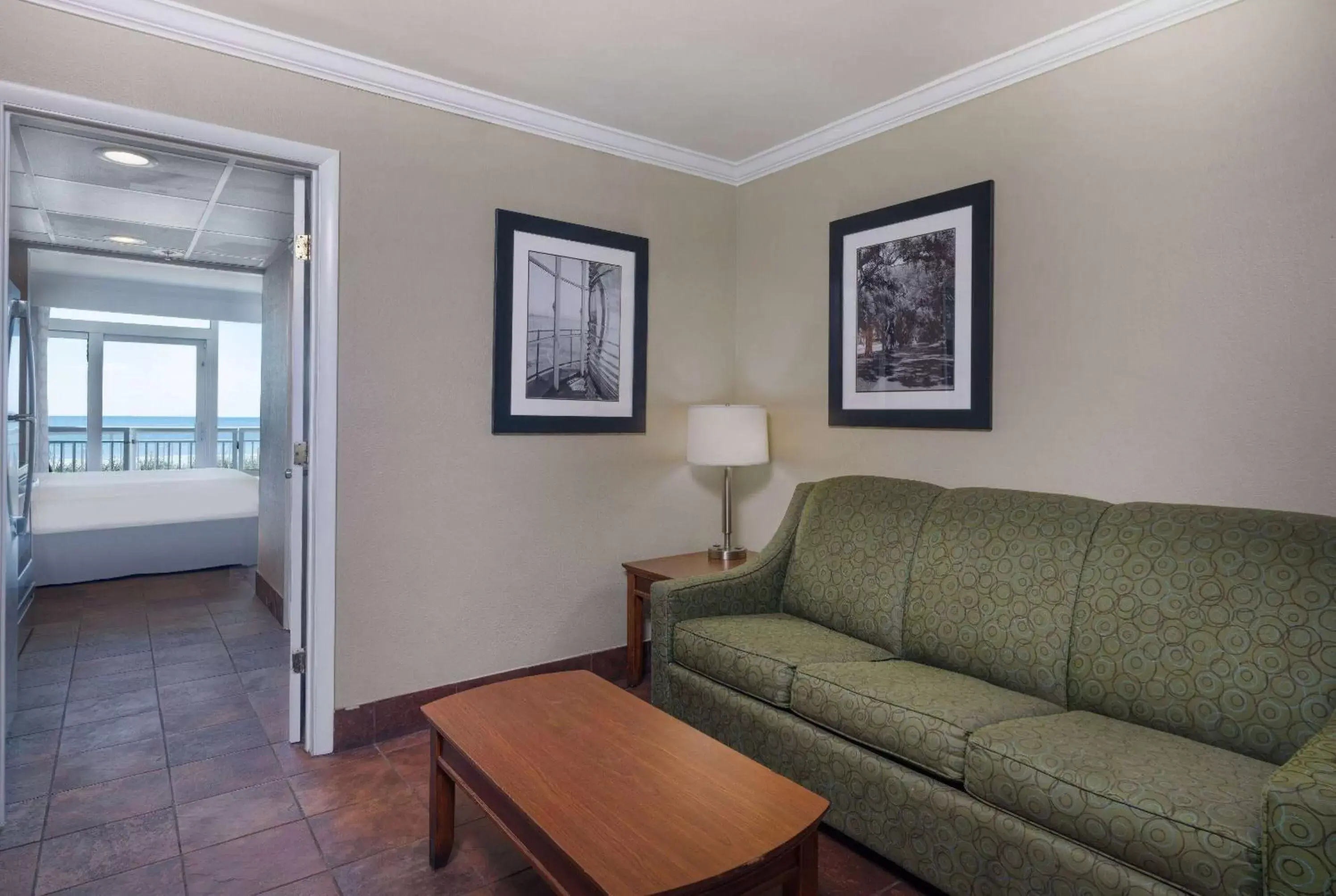 Photo of the whole room, Seating Area in The Sandbar Hotel, Trademark Collection by Wyndham