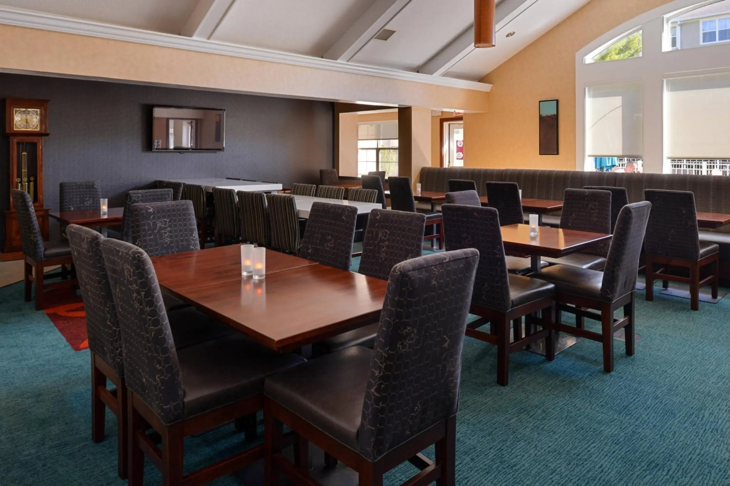 Property building, Restaurant/Places to Eat in Residence Inn by Marriott Dayton Troy