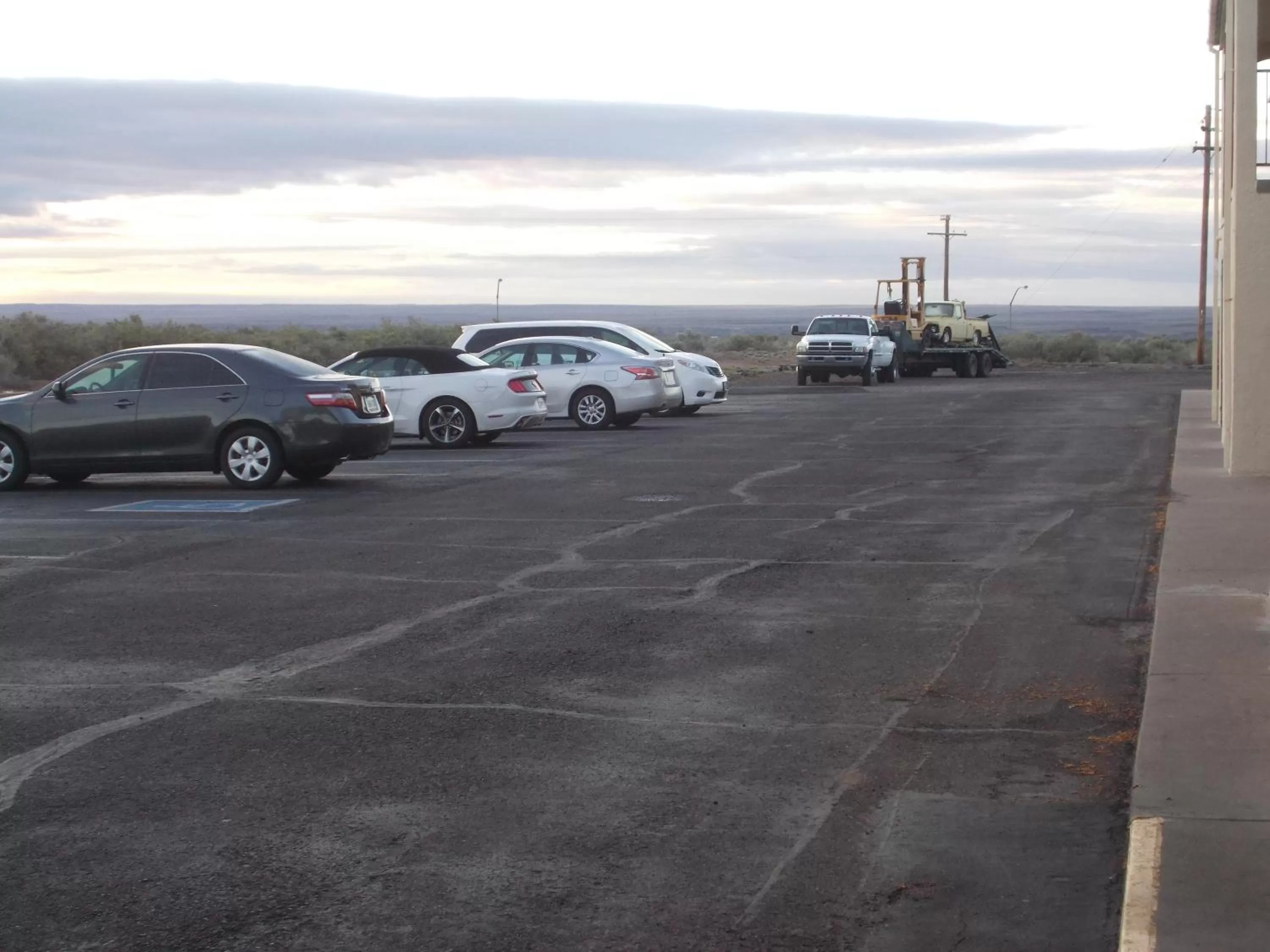 Street view in Howard Johnson by Wyndham Holbrook