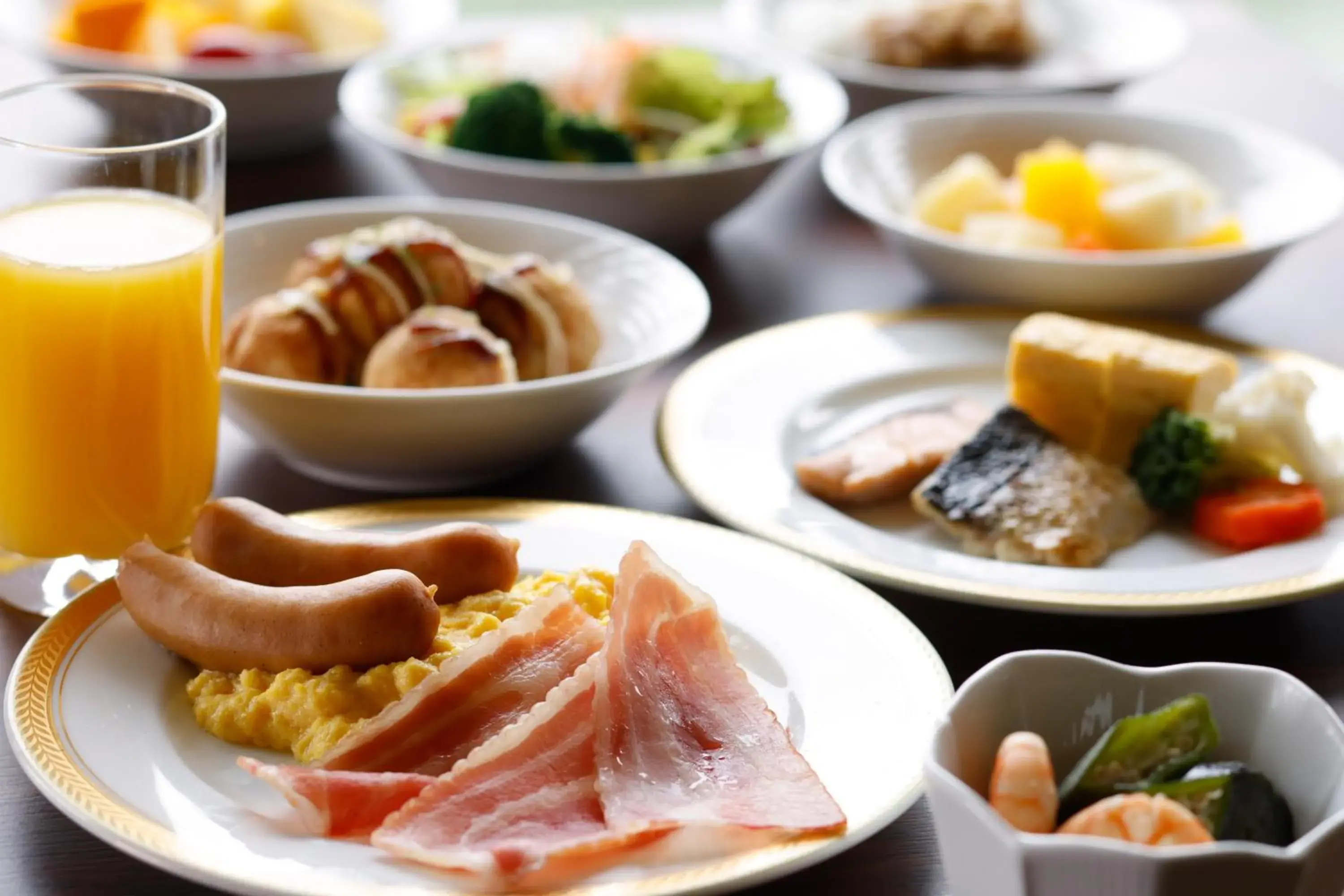 Breakfast in Hotel Osaka Castle