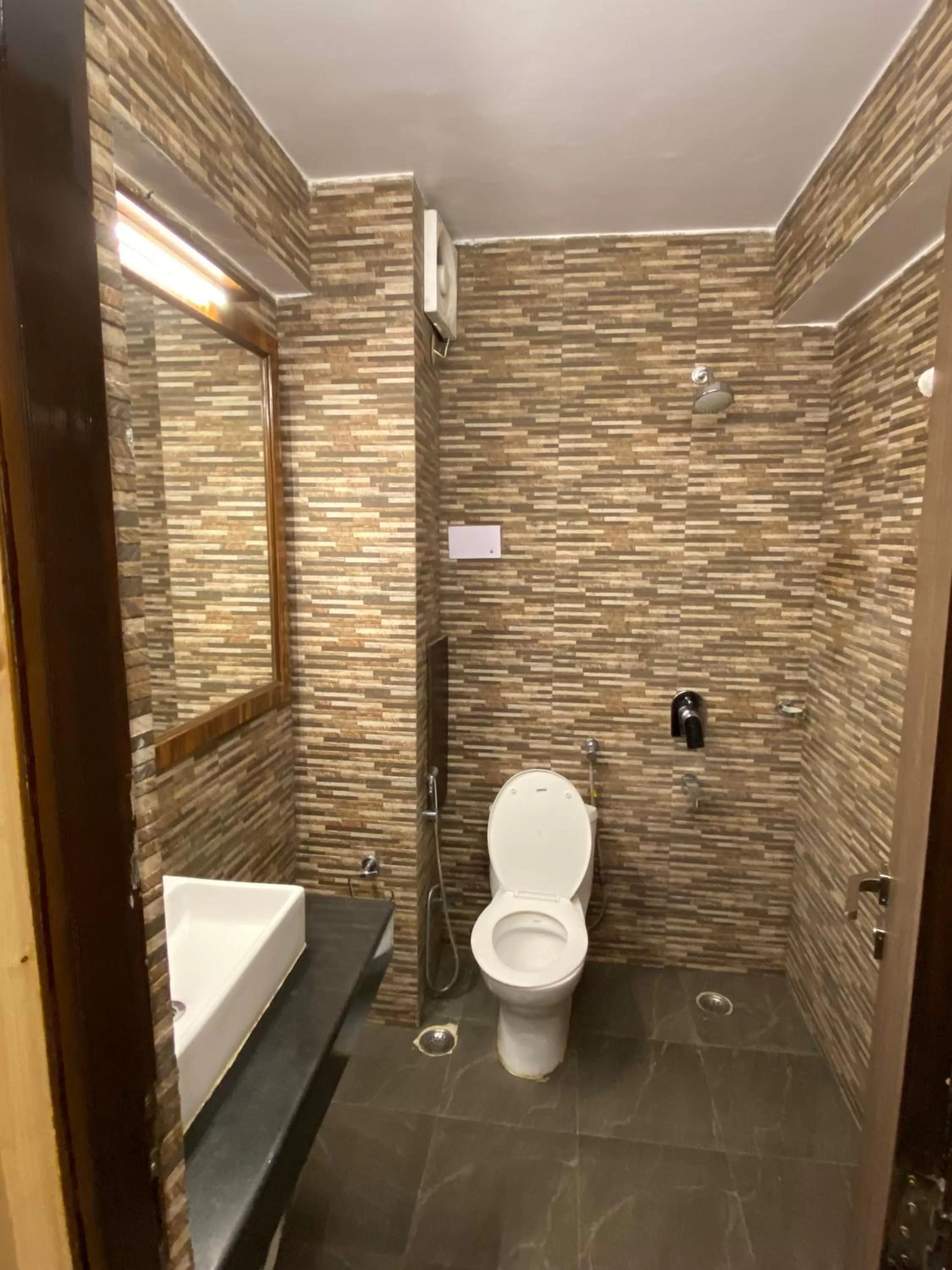 Bathroom in Hotel Silverine