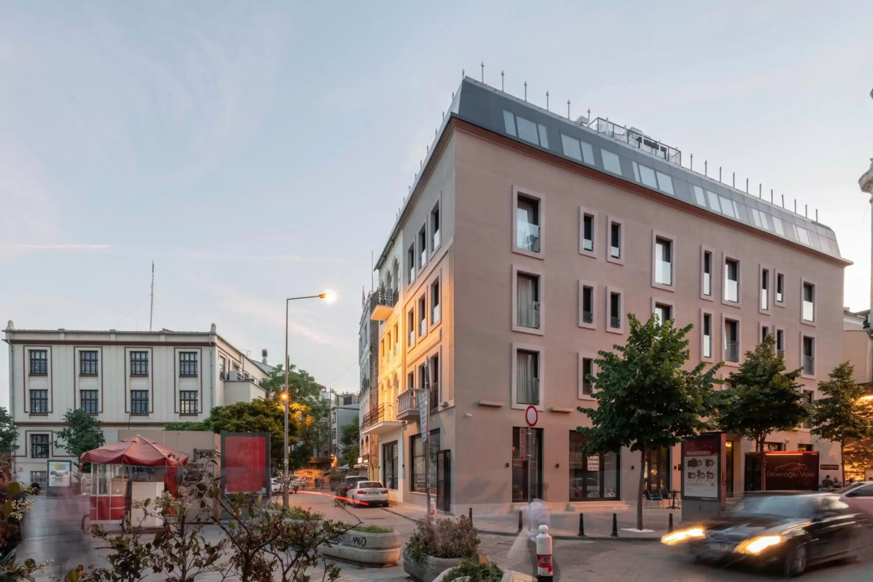 Facade/entrance in The Wings Hotel Istanbul Facade/entrance in The Wings Hotel Istanbul