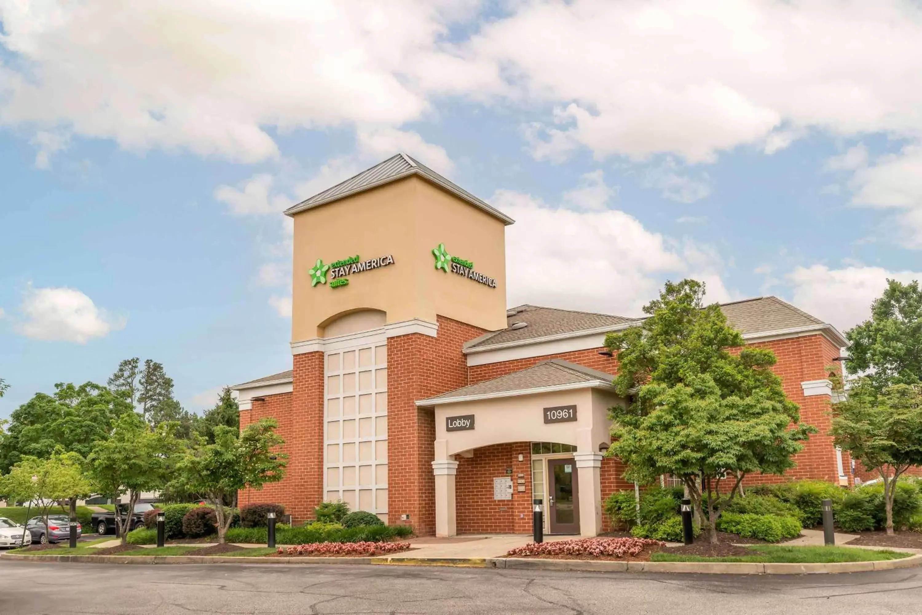 Property Building in Extended Stay America Suites - Richmond - West End - I-64