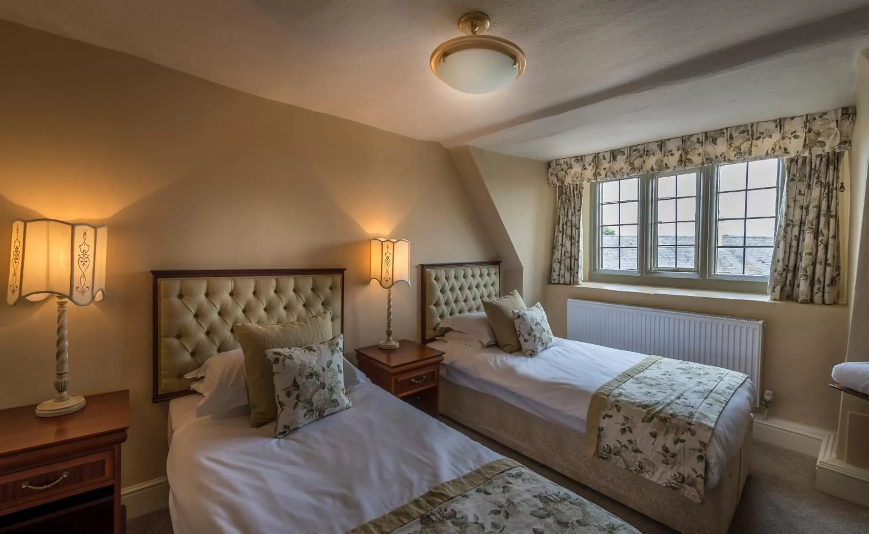 Bedroom, Bed in The Talbot Hotel, Oundle , Near Peterborough
