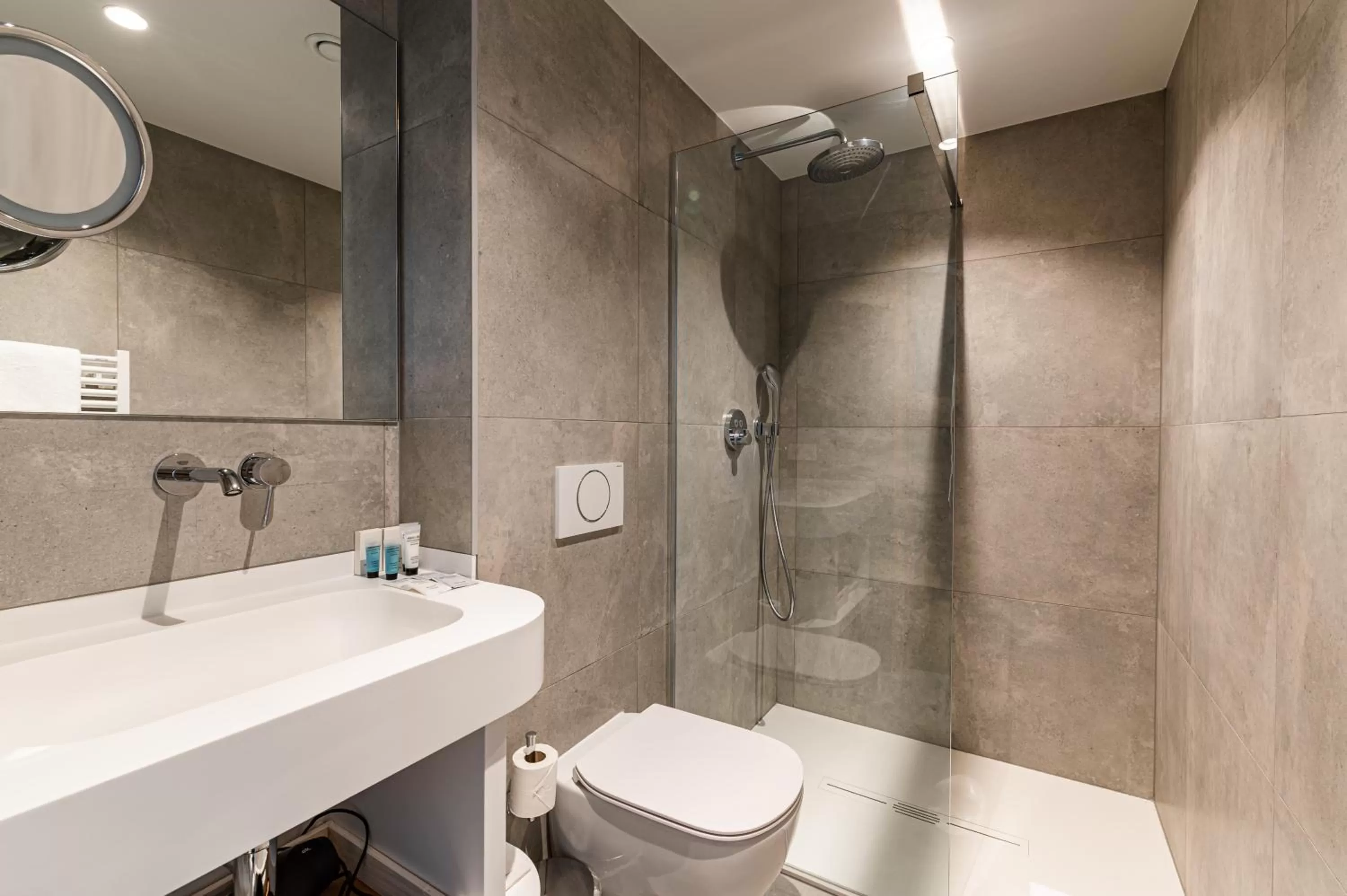 Bathroom in Hotel Le Bois De Bruges