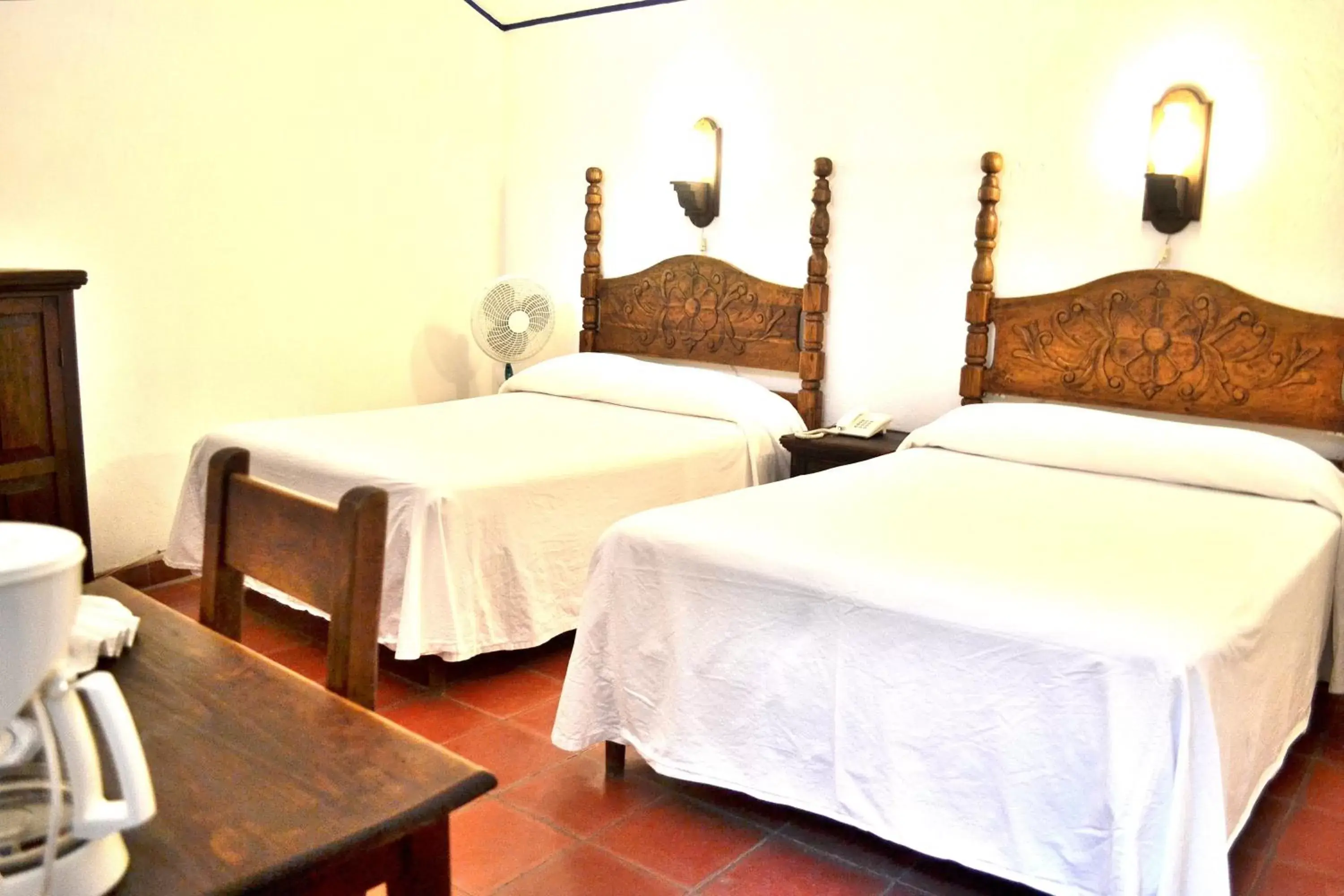 Photo of the whole room, Bed in Posada del Cafeto