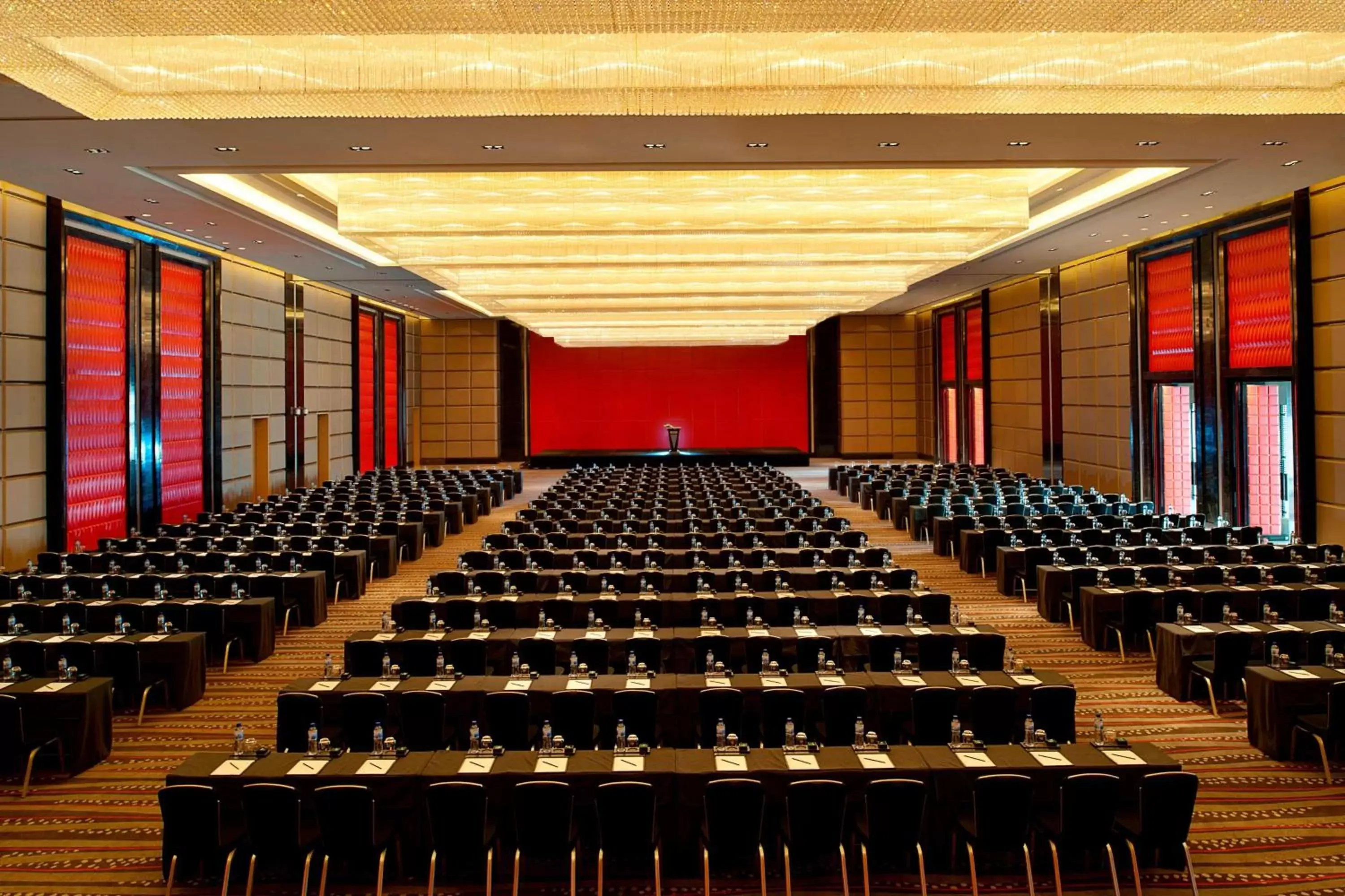 Meeting/conference room in Le Meridien Qingdao