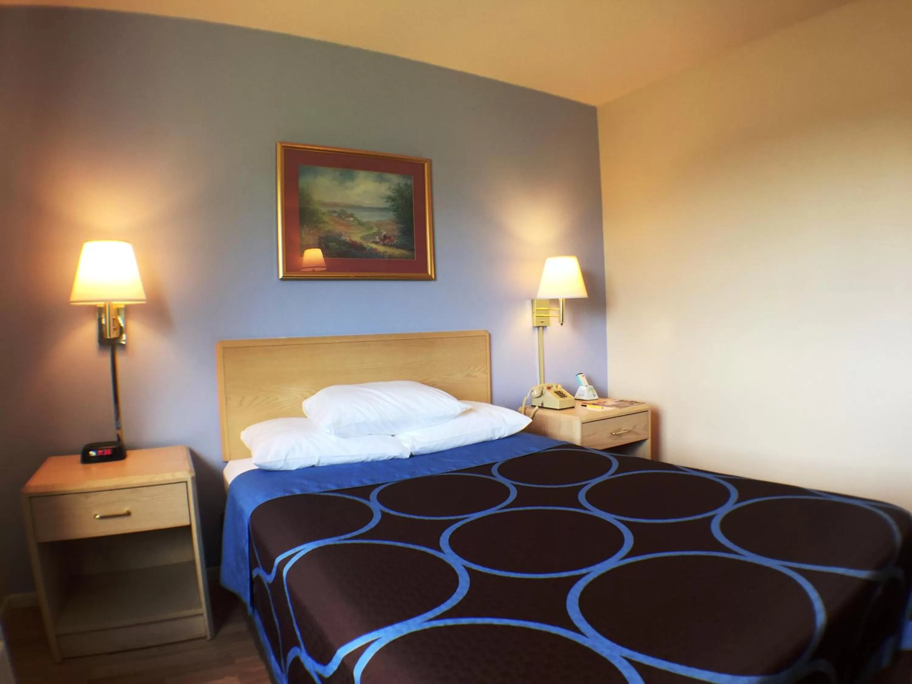 Bed in Super 8 by Wyndham Canandaigua