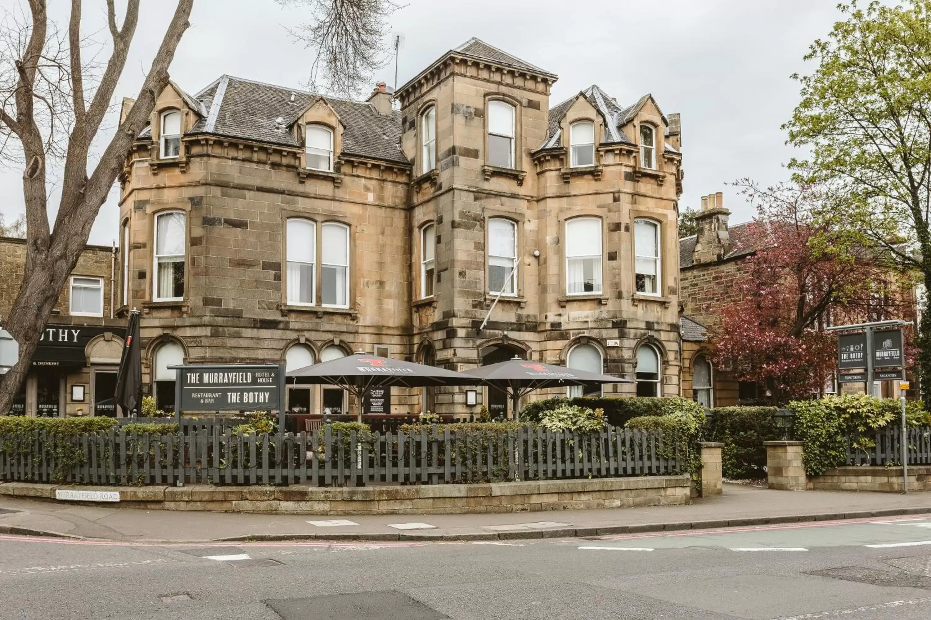 Property building in Murrayfield Hotel