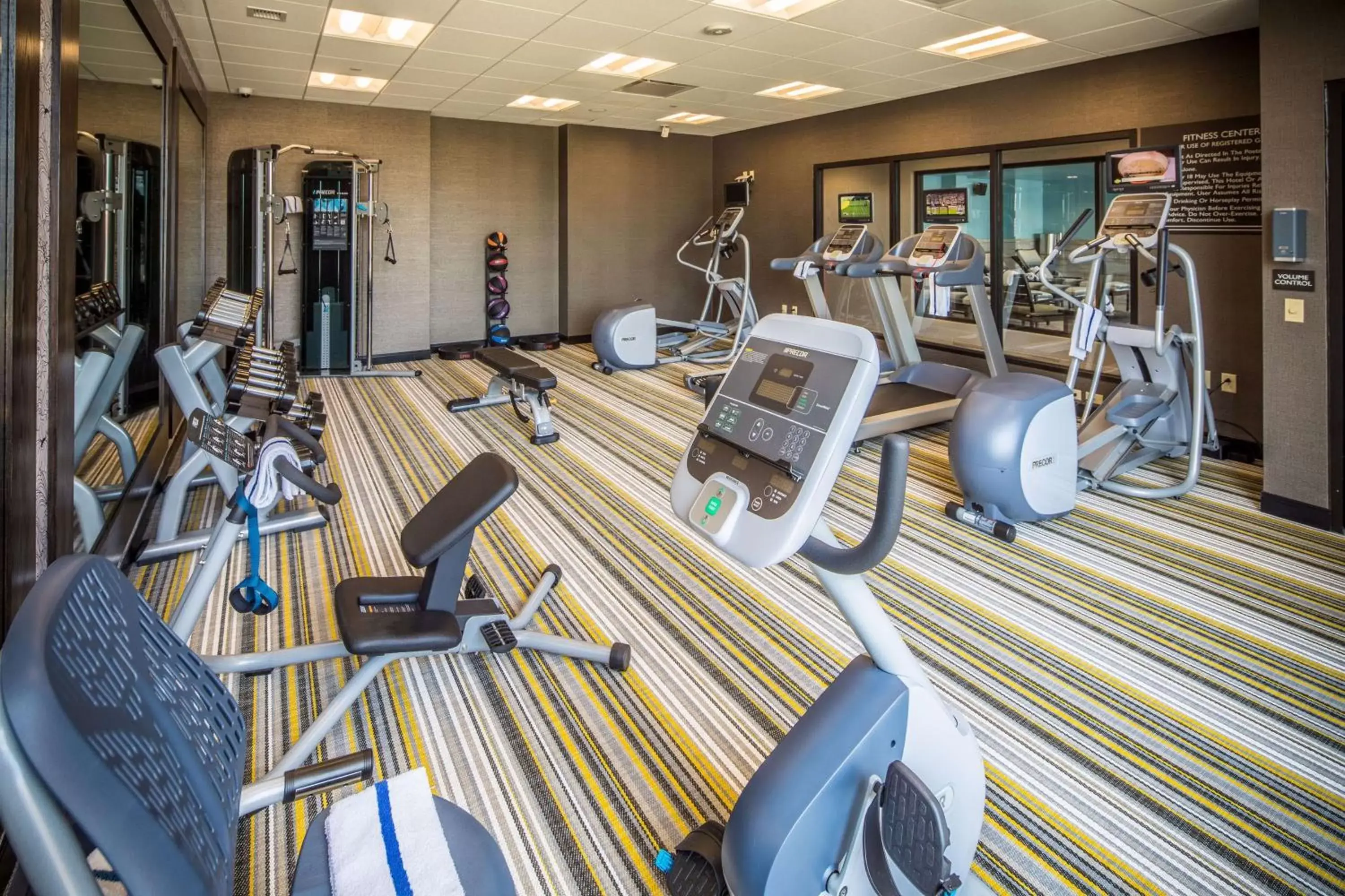 Fitness centre/facilities, Fitness Center/Facilities in Hilton Garden Inn Pittsburgh Airport