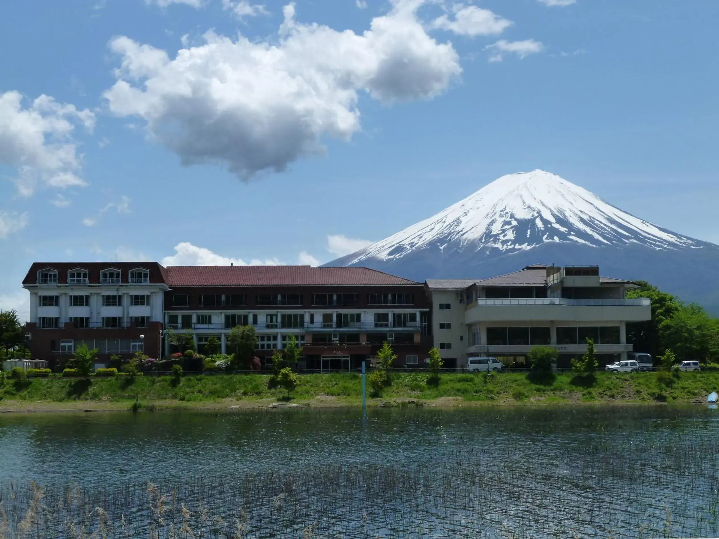 Property Building in Lakeland Hotel Mizunosato