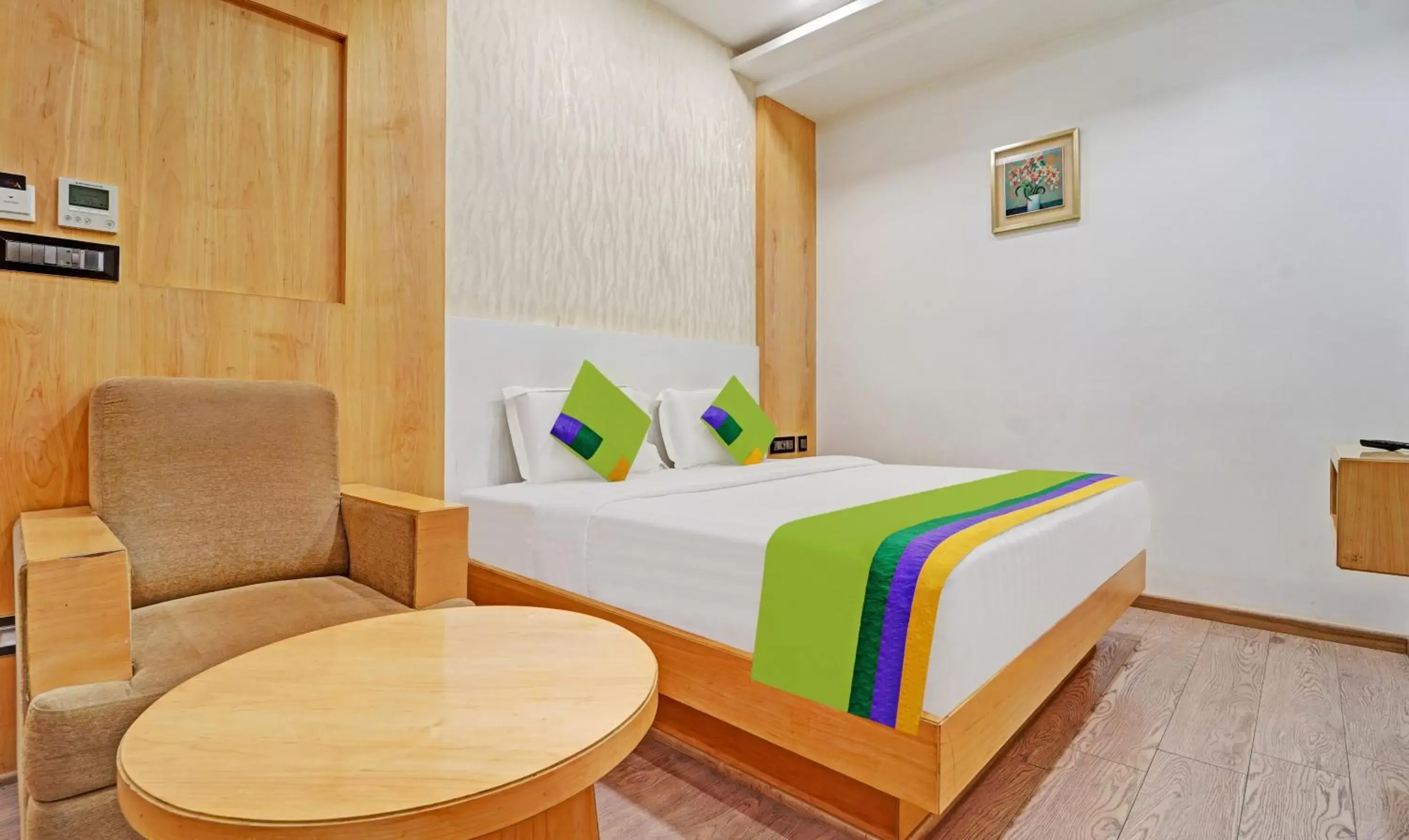 Bedroom, Bed in Treebo Vinayak Inn, 600 Mts From Coimbatore Railway Station Bedroom, Bed in Treebo Vinayak Inn, 600 Mts From Coimbatore Railway Station
