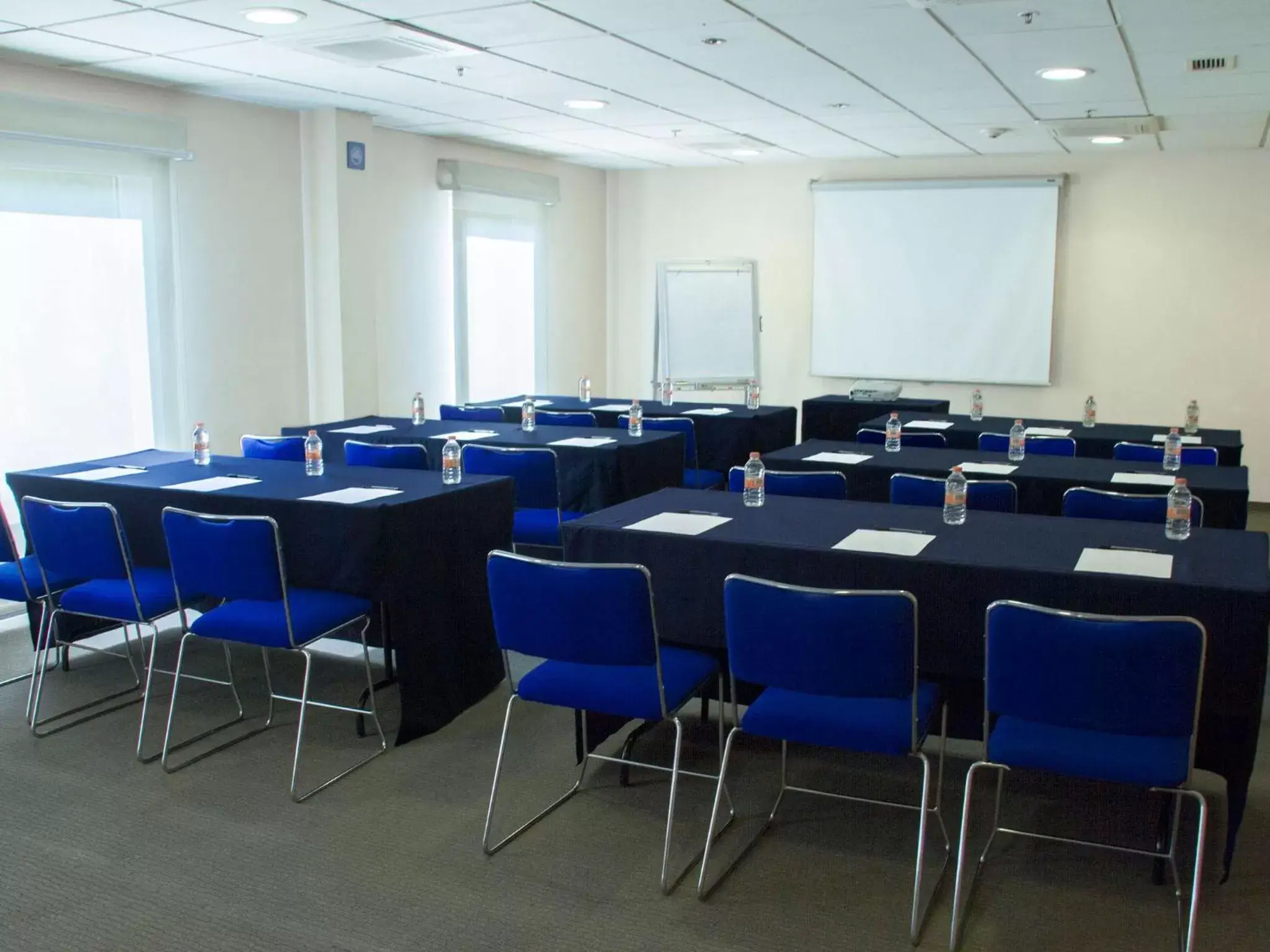Meeting/conference room in City Express by Marriott Tepotzotlán