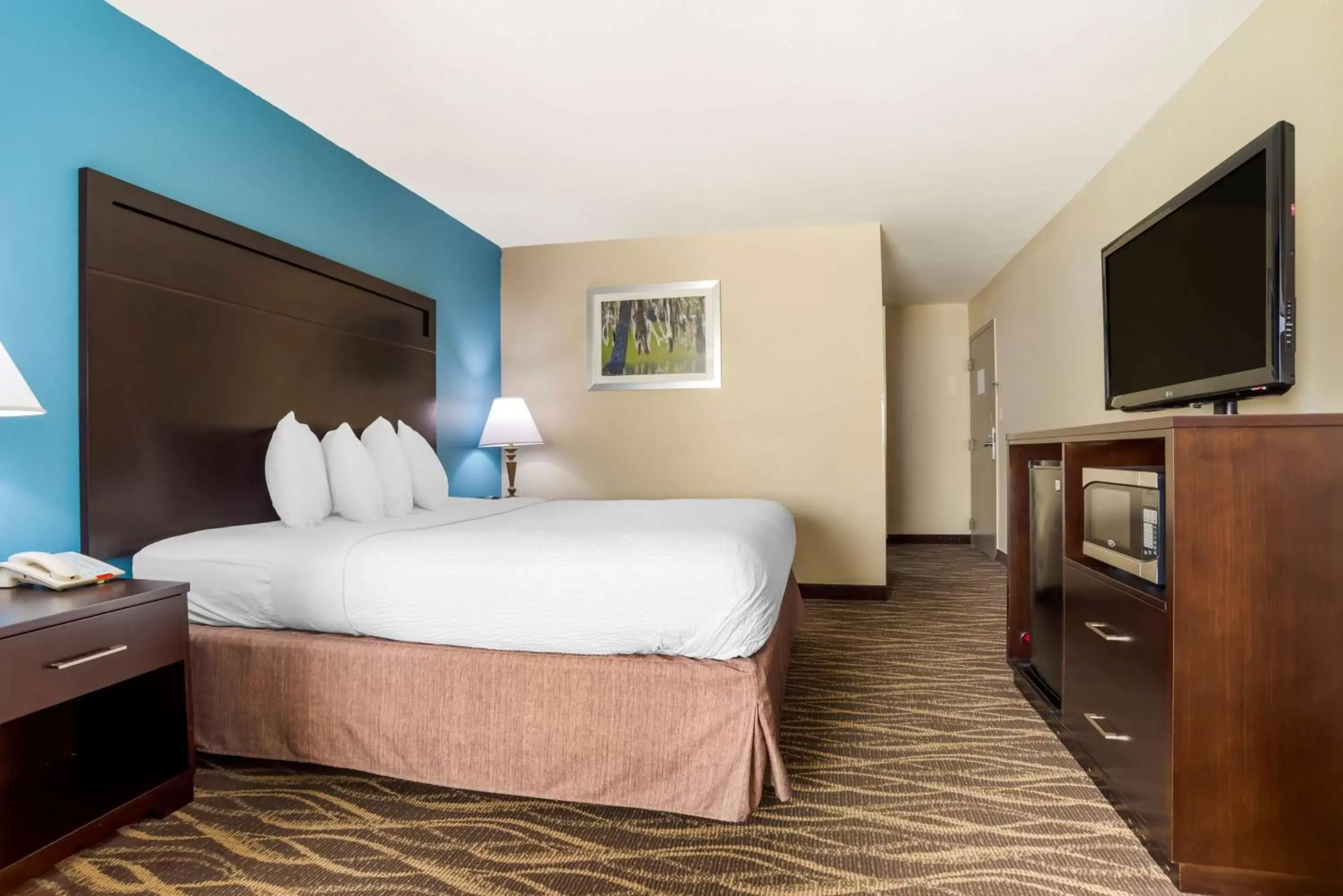 Photo of the whole room, Bed in Best Western Ville Platte Photo of the whole room, Bed in Best Western Ville Platte