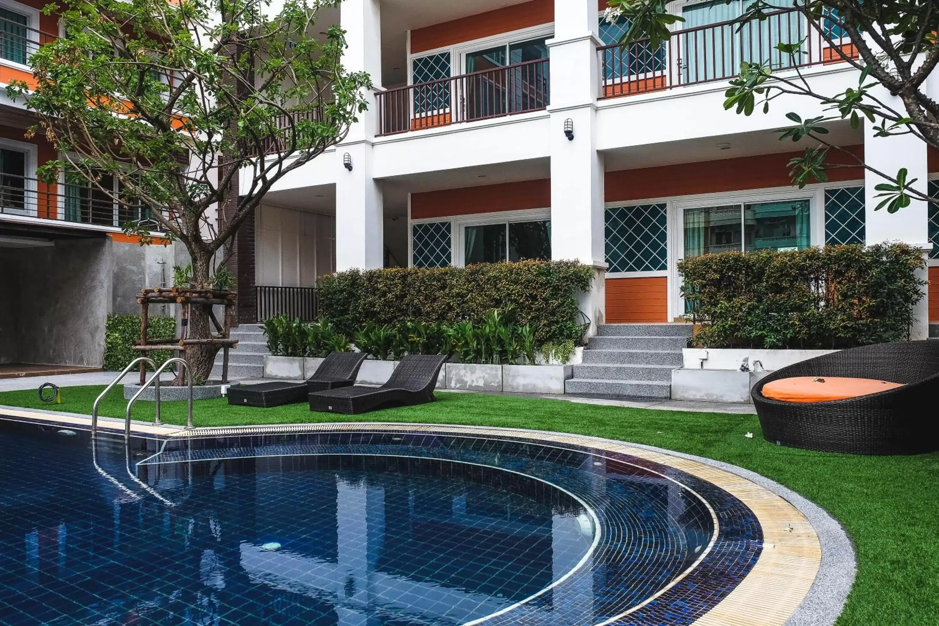 Swimming pool, Property Building in FX Hotel Pattaya