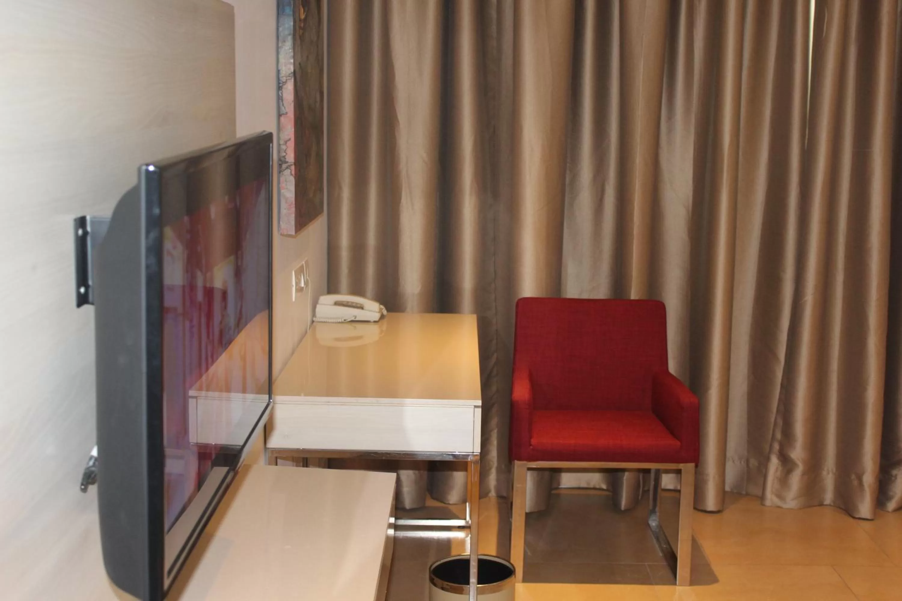 TV and multimedia, Seating Area in Jakson Inns