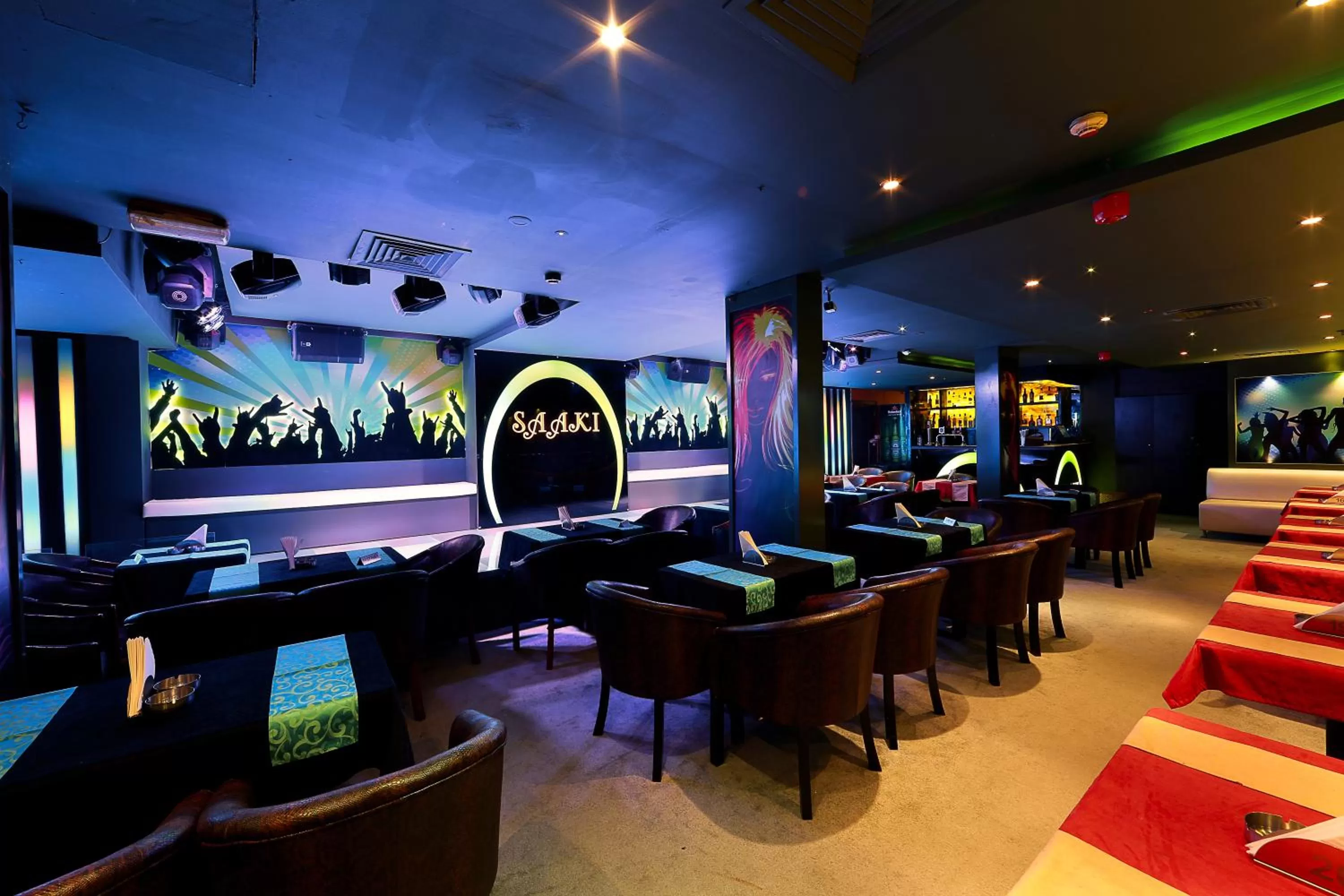 Lounge or bar in President Hotel