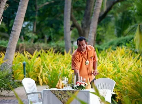 Restaurant/places to eat in First Landing Beach Resort & Villas Restaurant/places to eat in First Landing Beach Resort & Villas