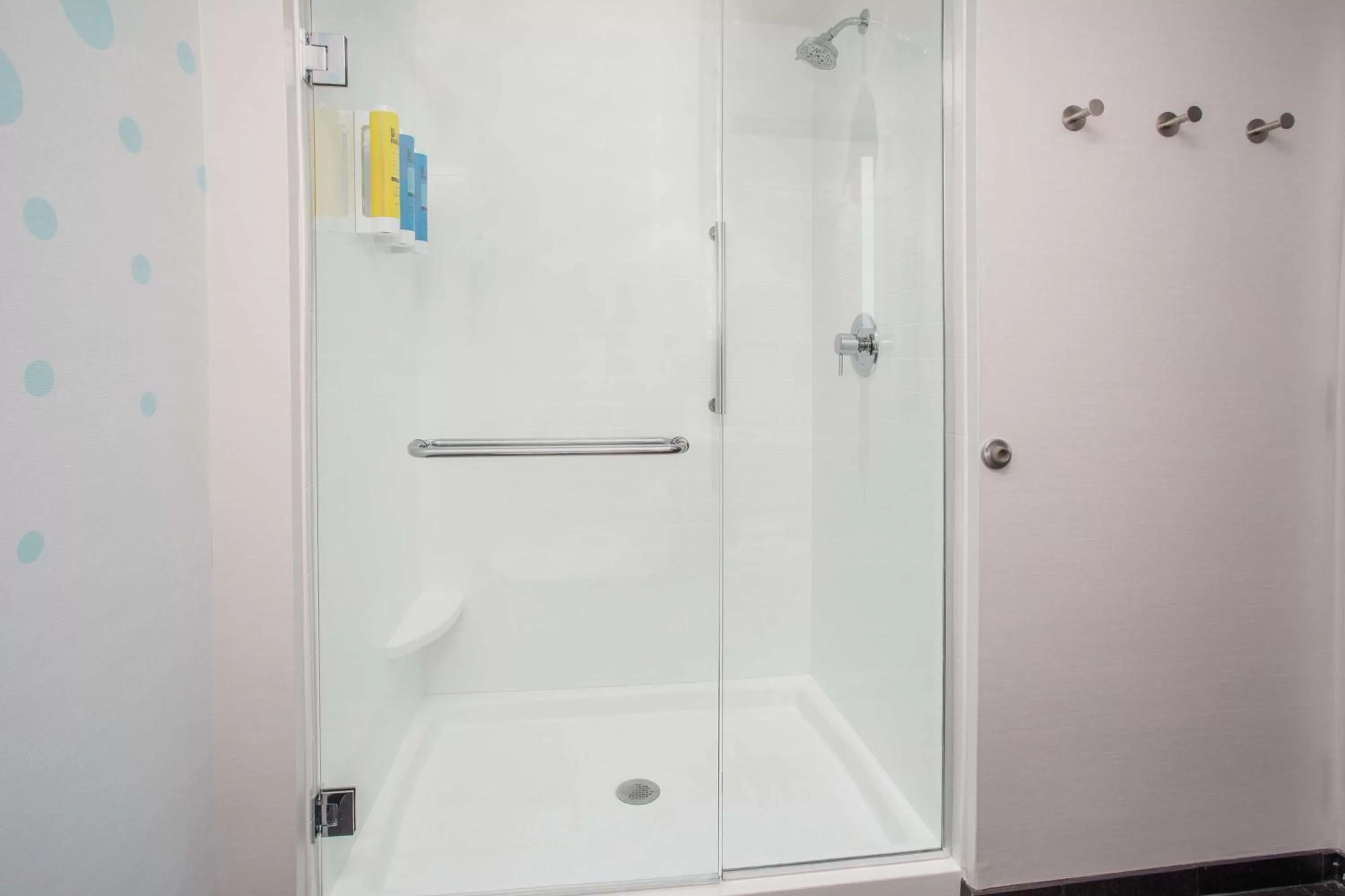 Bathroom in Tru By Hilton Salt Lake City Midvale