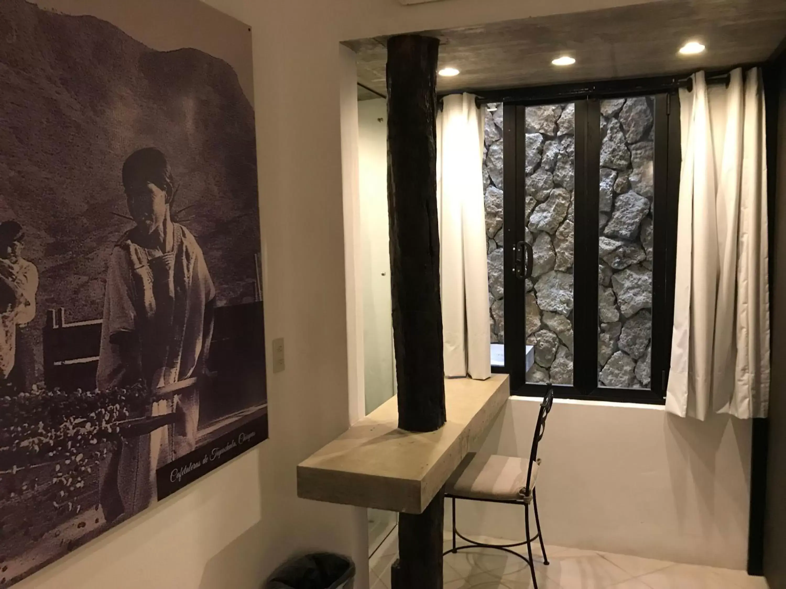 Property building, TV/Entertainment Center in Hotel Maya Rue